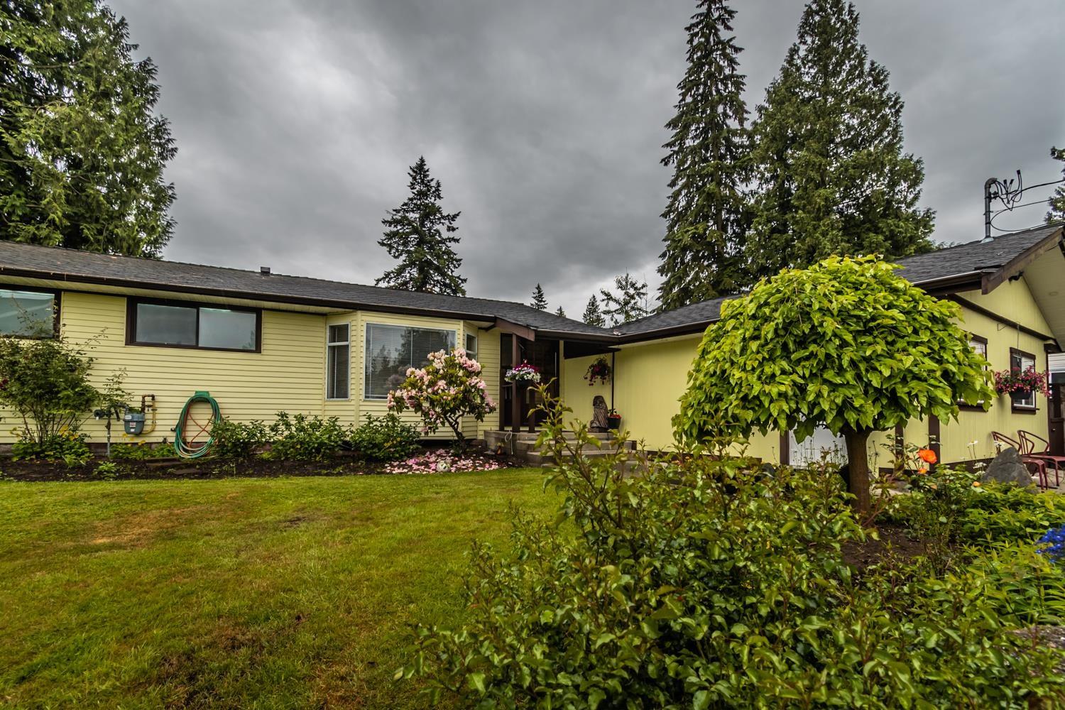 19746 49 Avenue Property Photo 6
