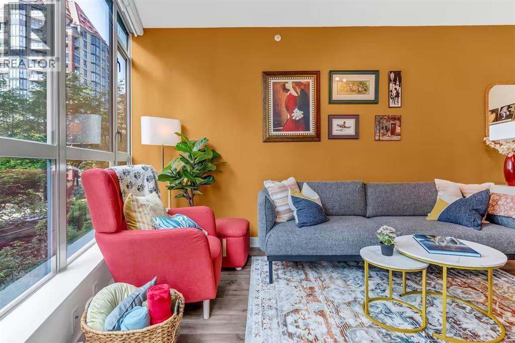 302 1238 Burrard Street Property Photo 3