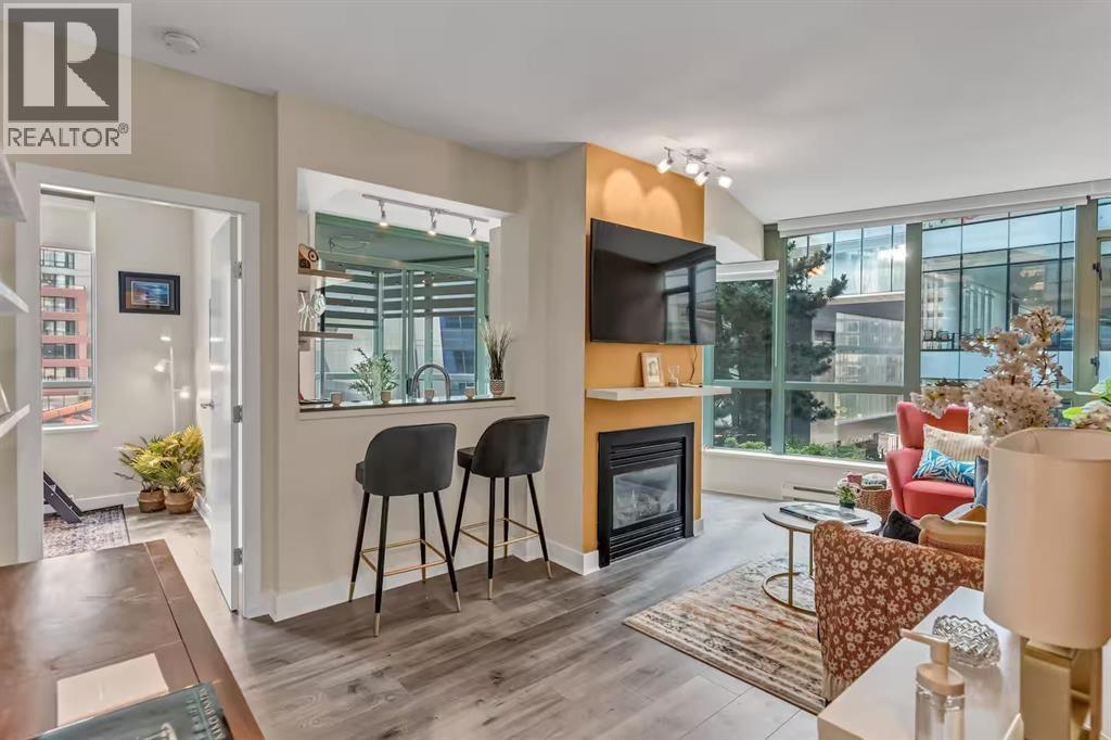 302 1238 Burrard Street Property Photo 5