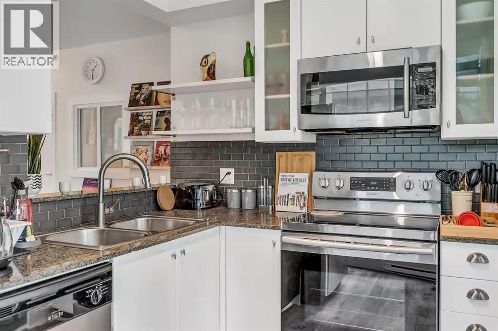 302 1238 Burrard Street Property Photo 7