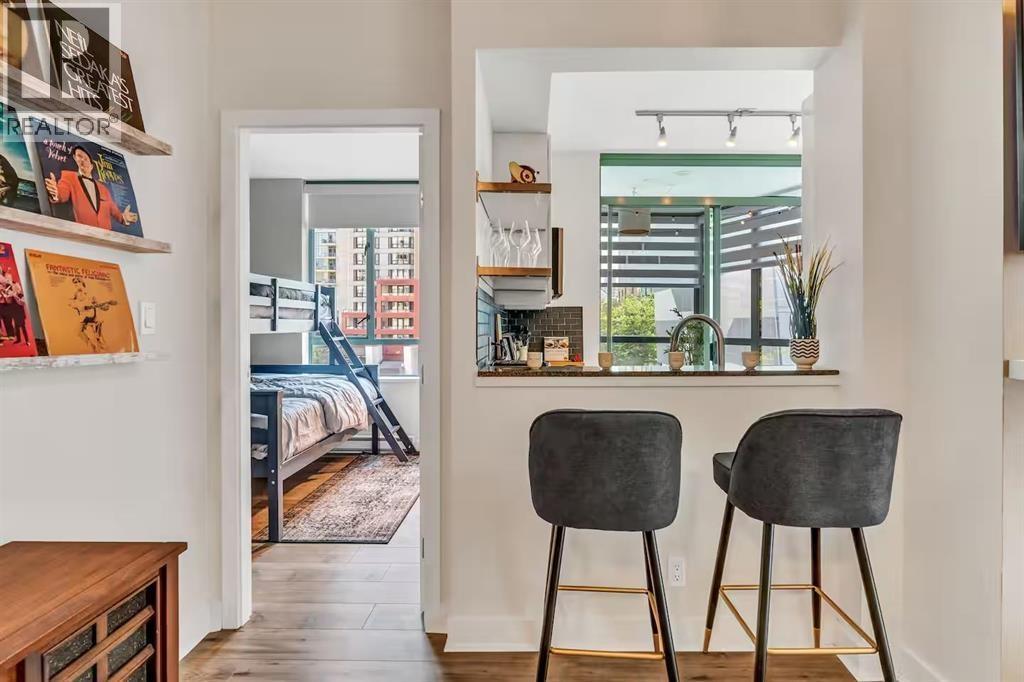 302 1238 Burrard Street Property Photo 13