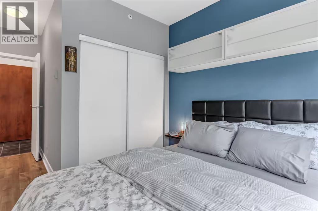 302 1238 Burrard Street Property Photo 16