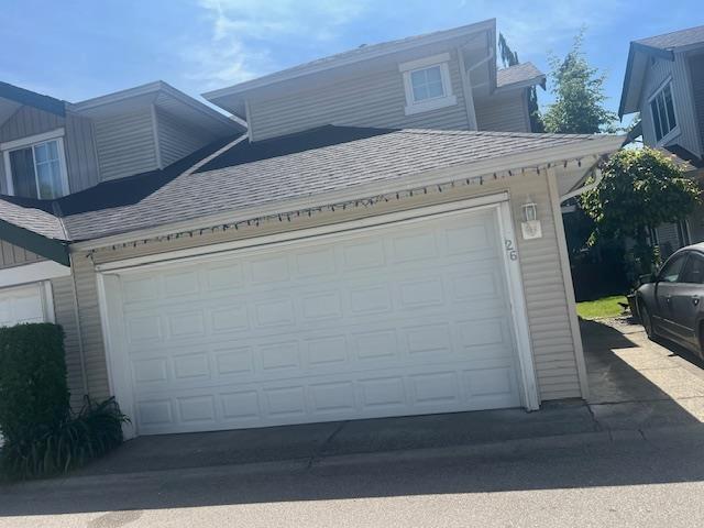 26 6747 137 Street Property Photo 2