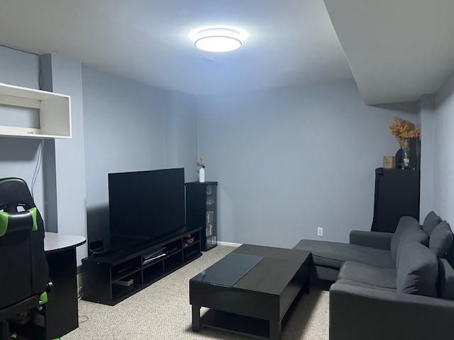 26 6747 137 Street Property Photo 5