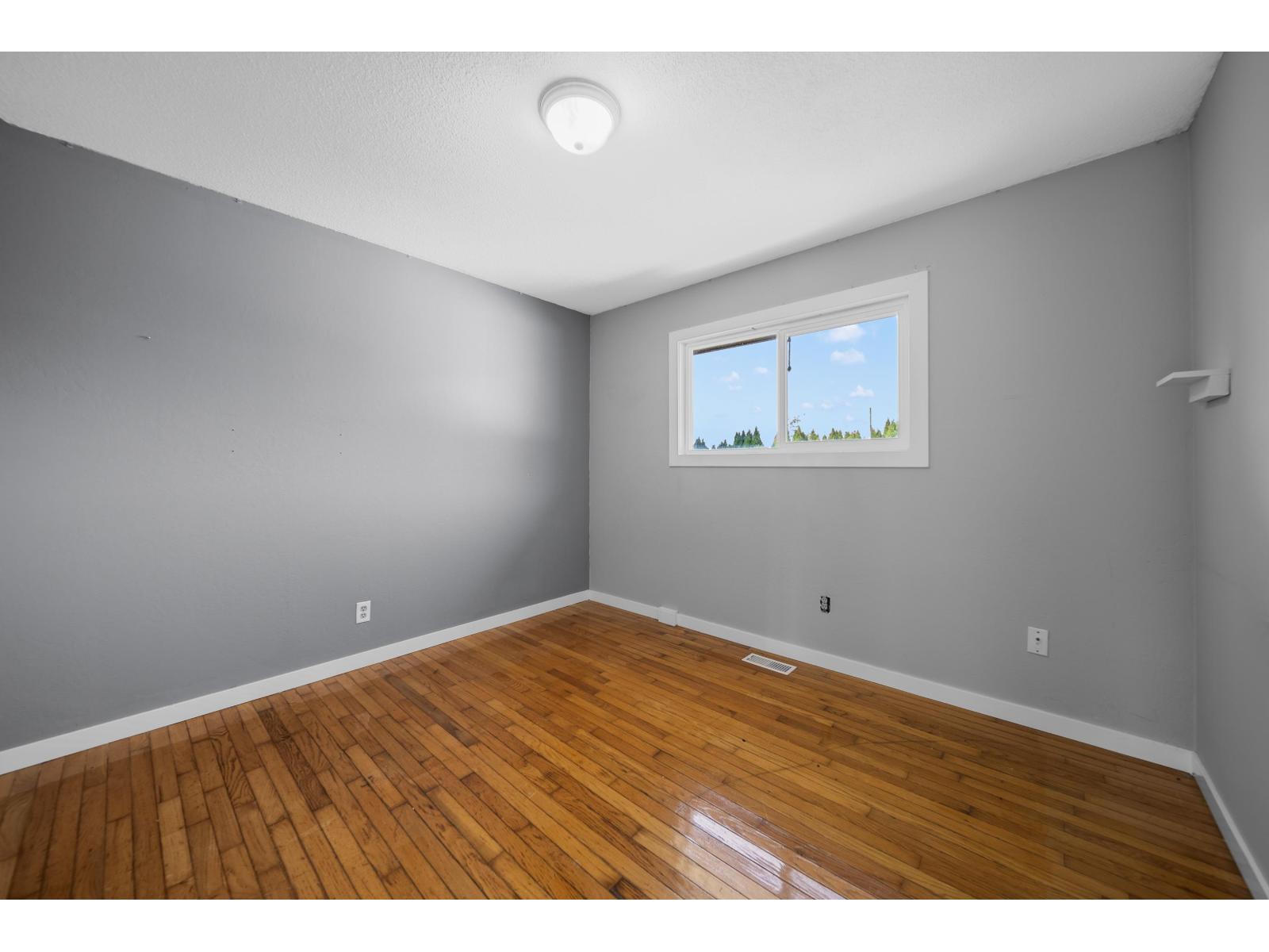 35011 Townshipline Road Property Photo 27