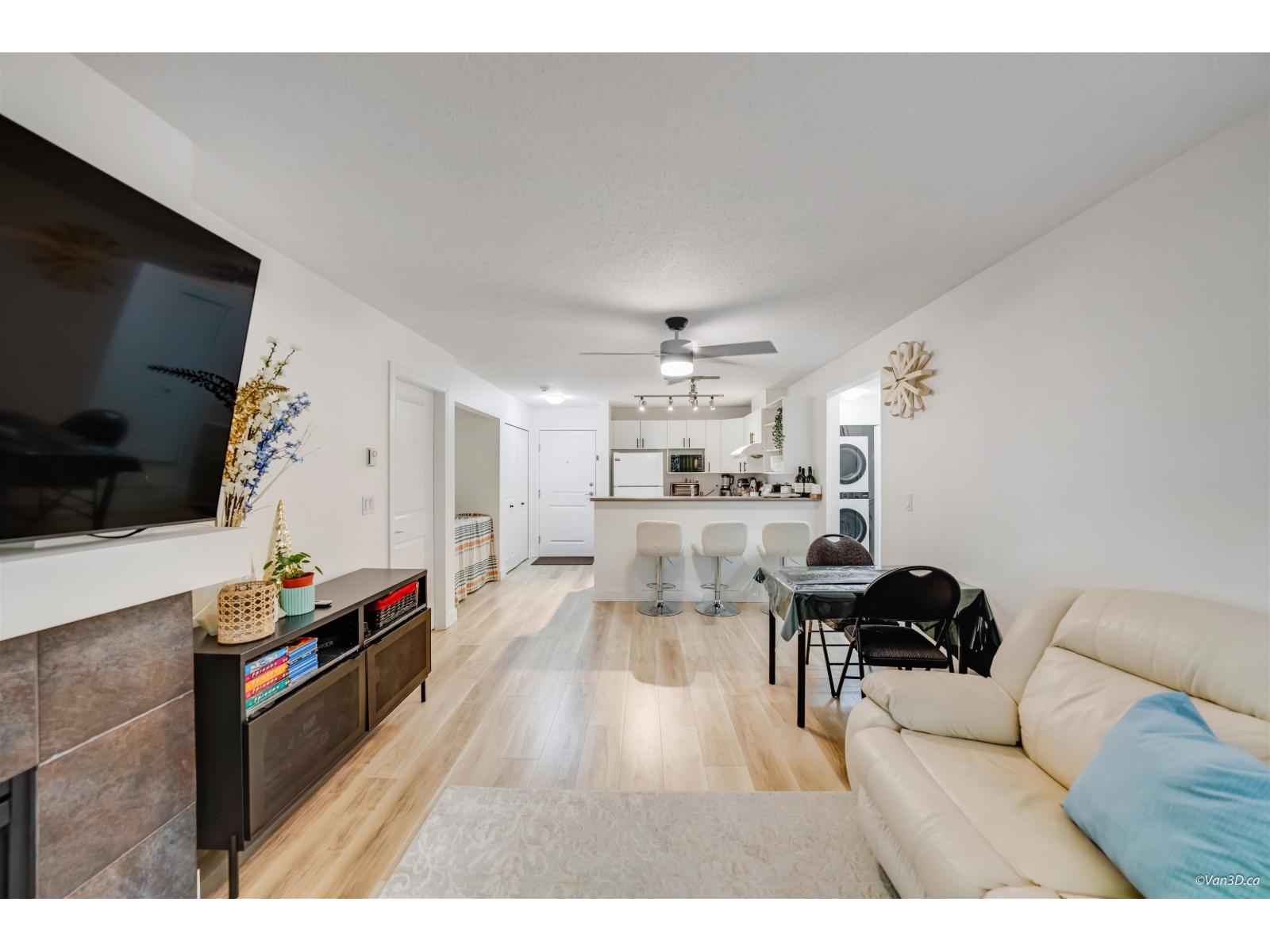 116 14885 105 Avenue Property Photo 1
