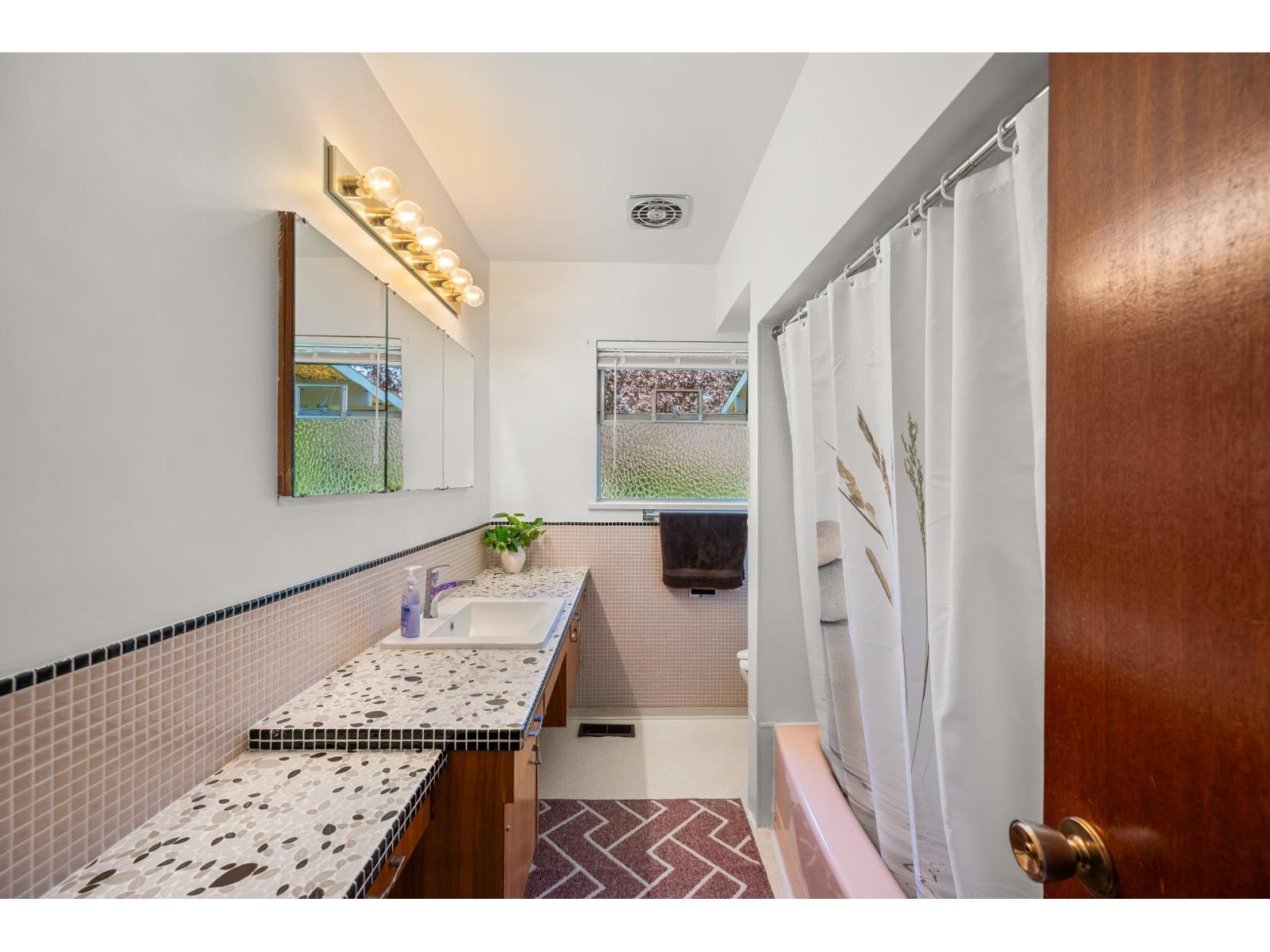 2120 Ware Street Property Photo 20