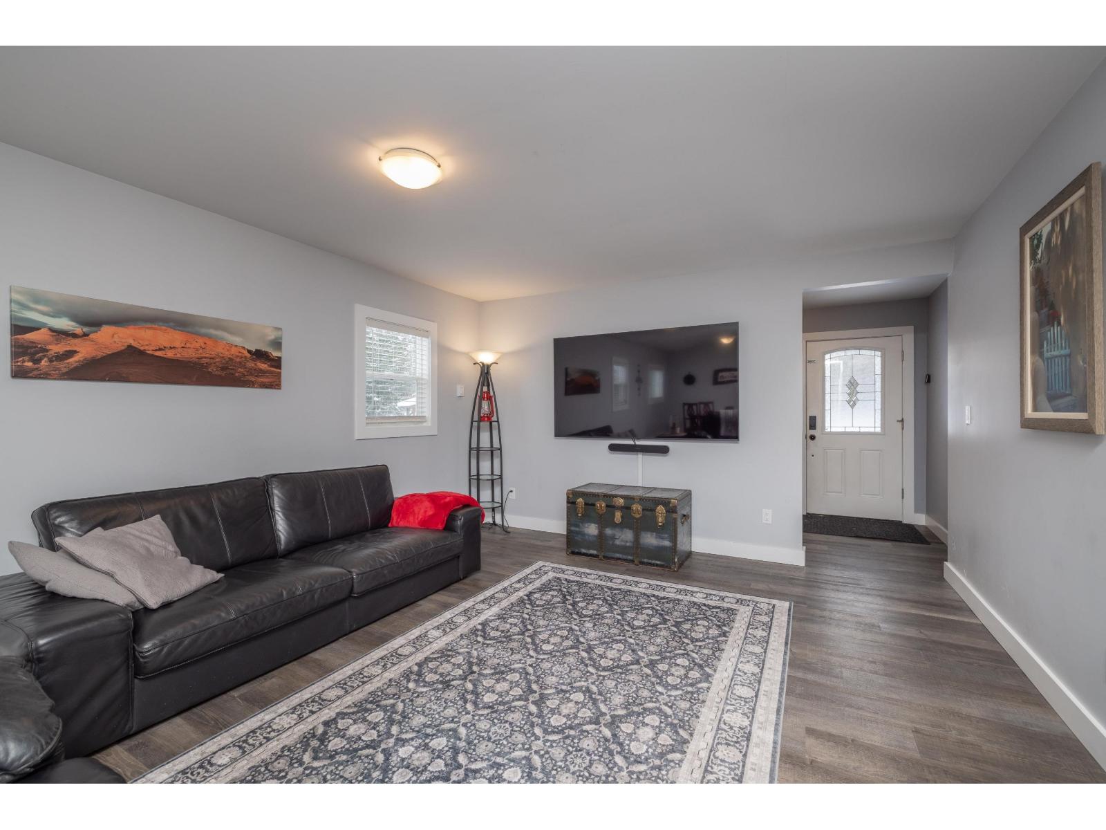 33506 Ihles Avenue Property Photo 5