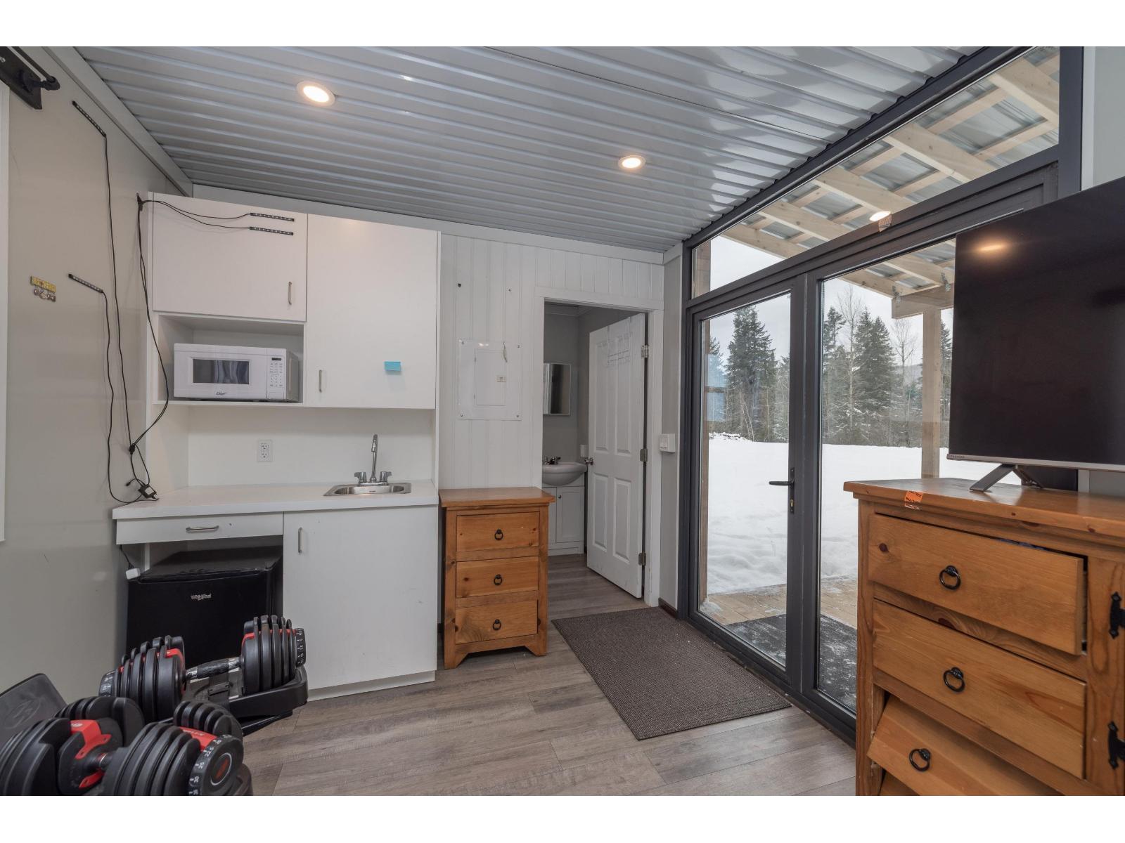 33506 Ihles Avenue Property Photo 26