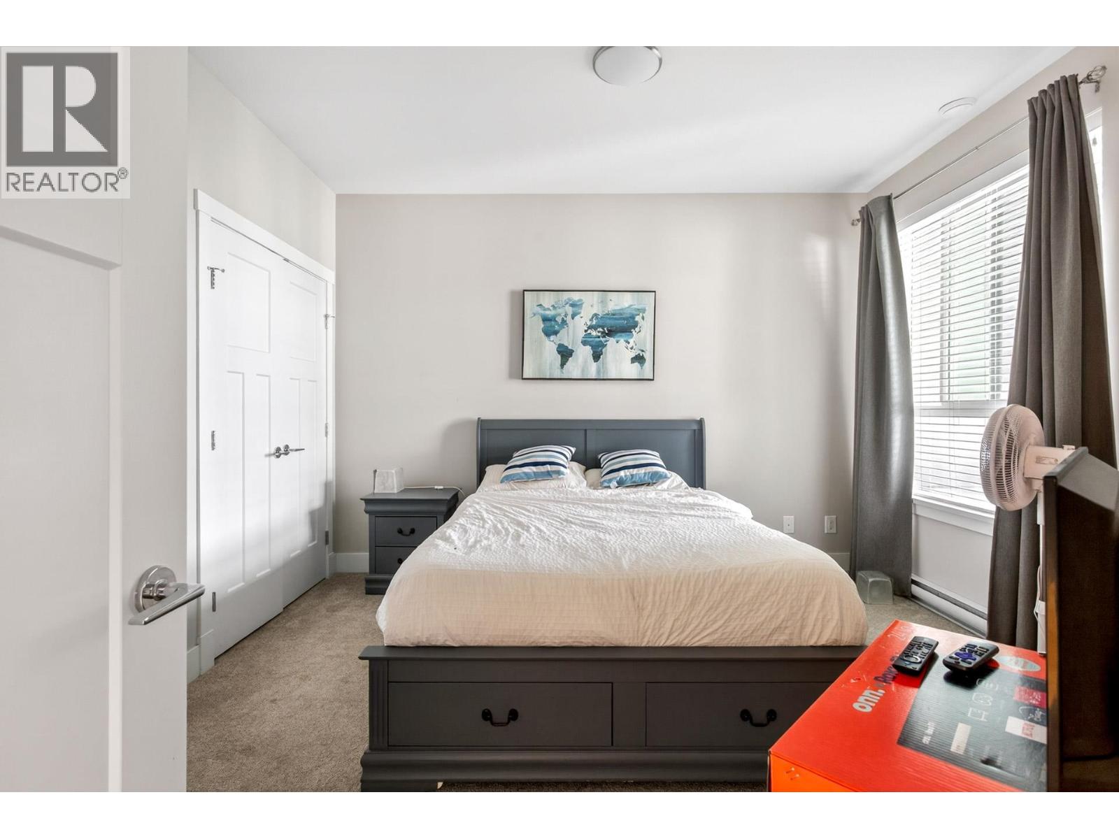 414 4690 Hawk Lane Property Photo 16