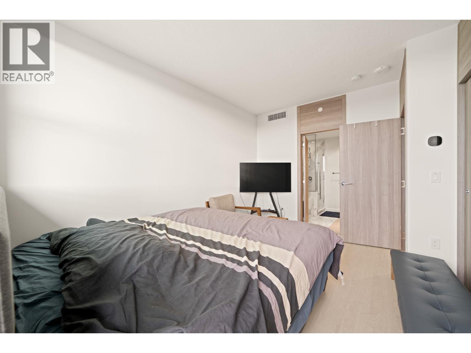 1483 8671 Hazelbridge Way Property Photo 20