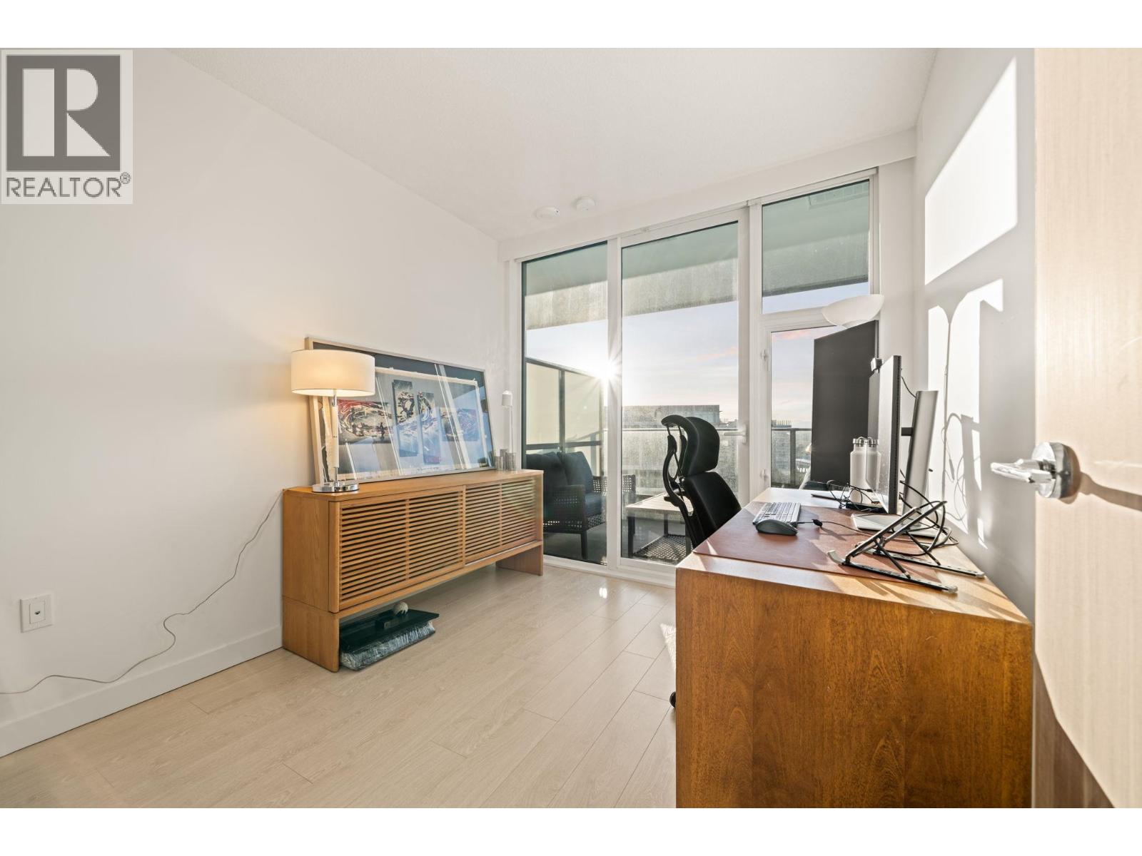 1483 8671 Hazelbridge Way Property Photo 29