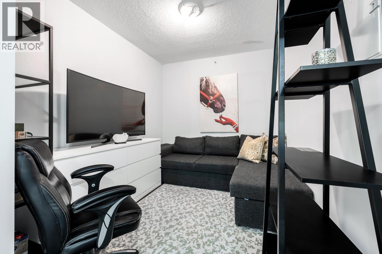 1501 1178 Heffley Crescent Property Photo 15