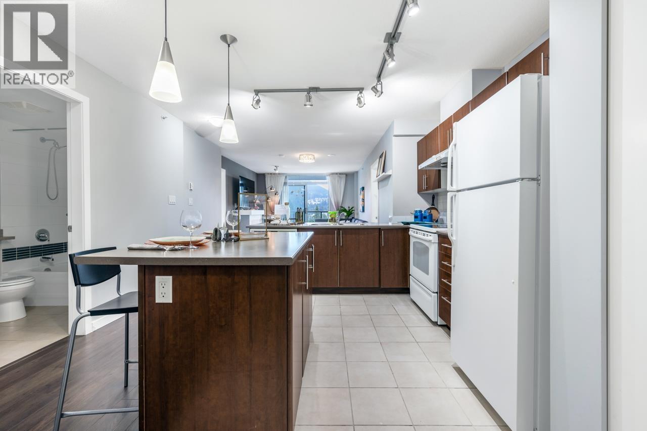 1501 1178 Heffley Crescent Property Photo 18