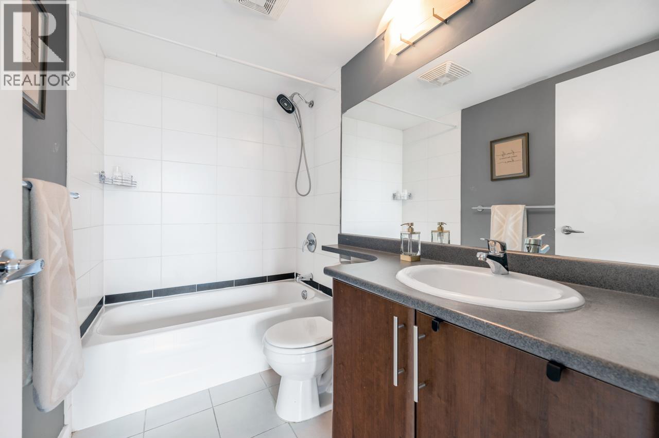 1501 1178 Heffley Crescent Property Photo 19