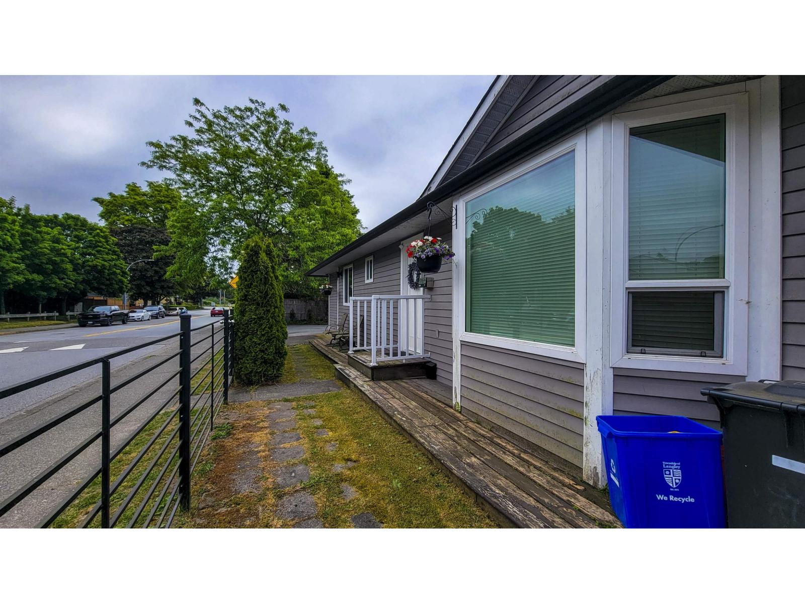 2288 Willoughby Way Property Photo 6