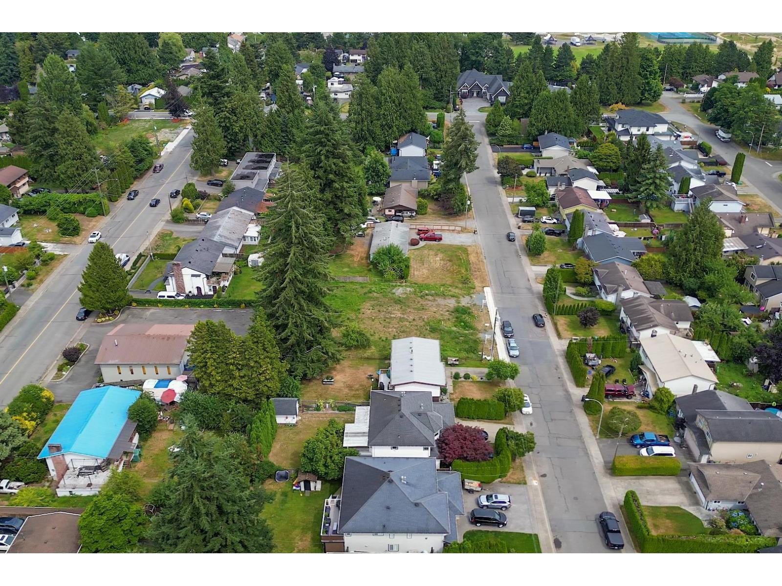 26589 28b Avenue Property Photo 12