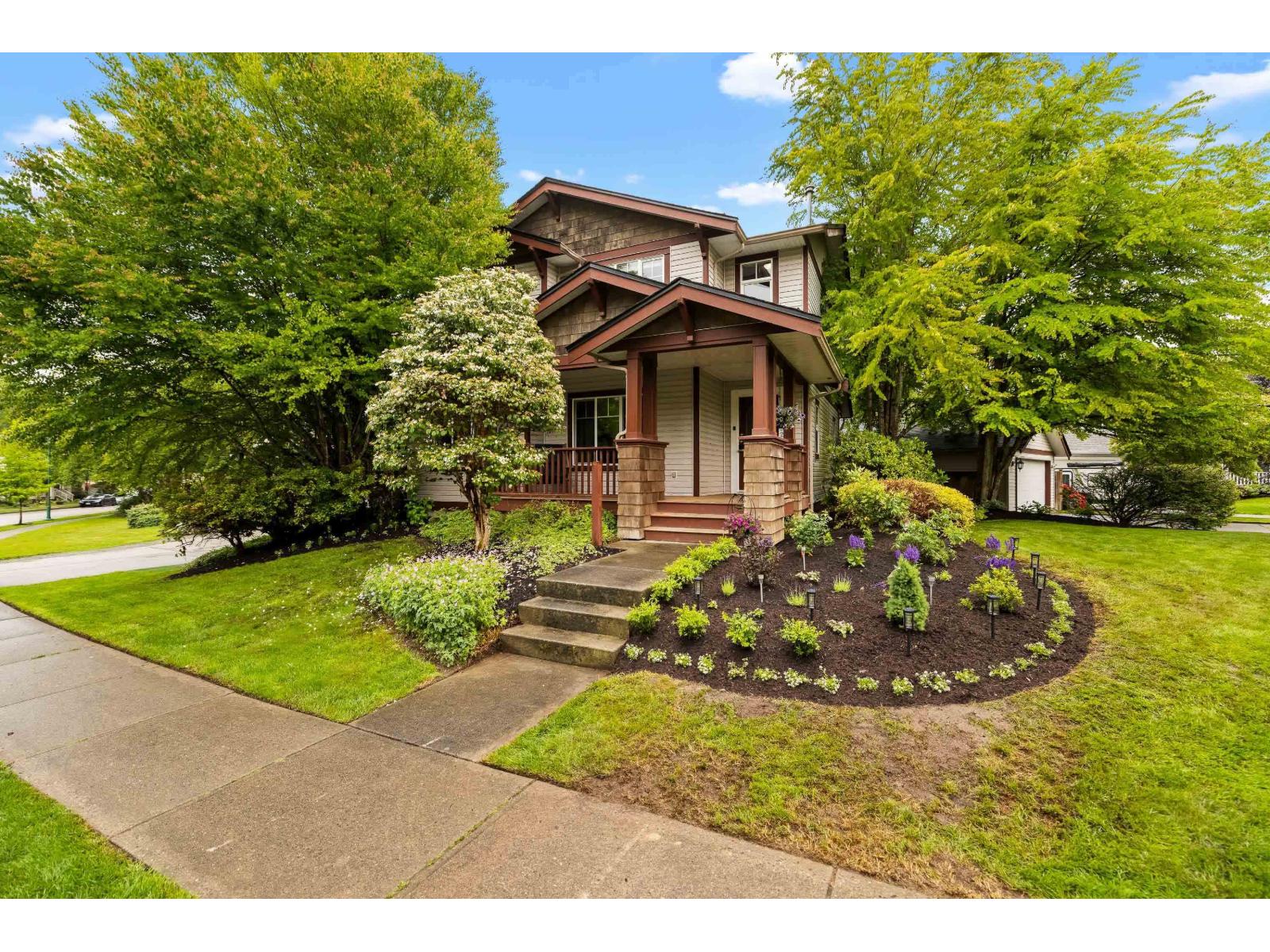 36252 Atwood Crescent Property Photo 2