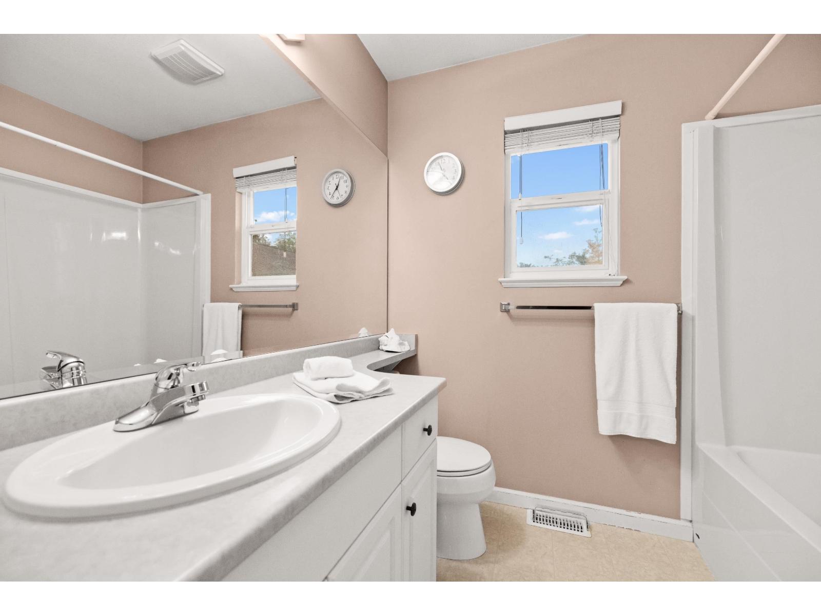 36252 Atwood Crescent Property Photo 27