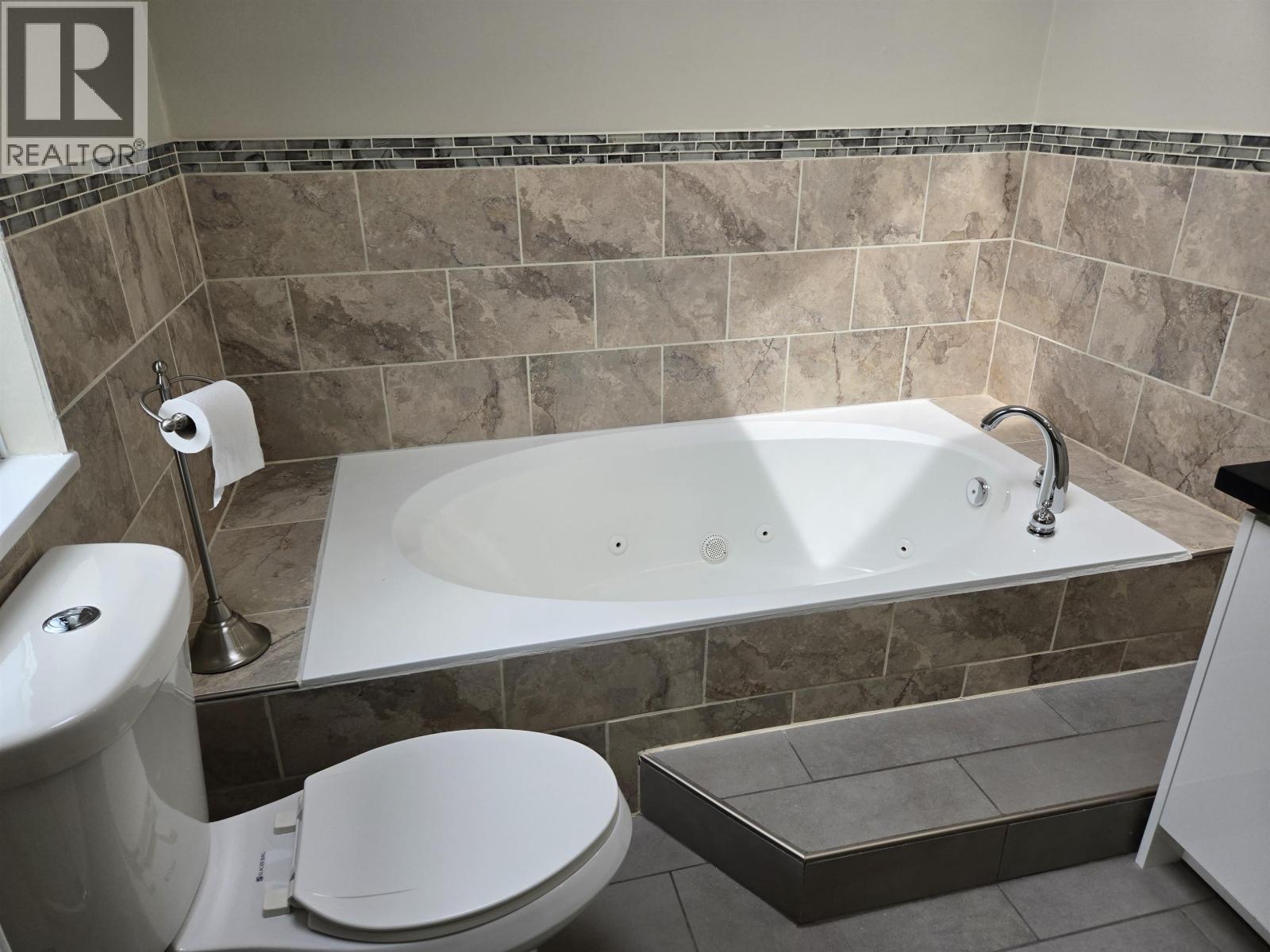 9224 Evancio Crescent Property Photo 12