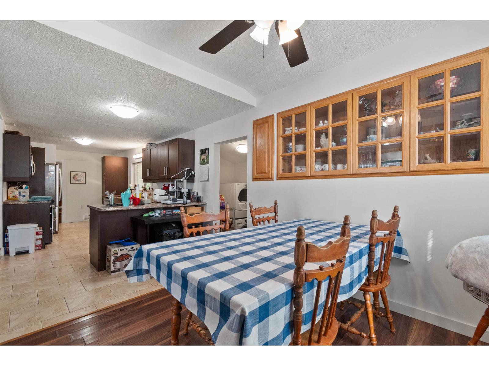 41023 Yale Road Property Photo 6