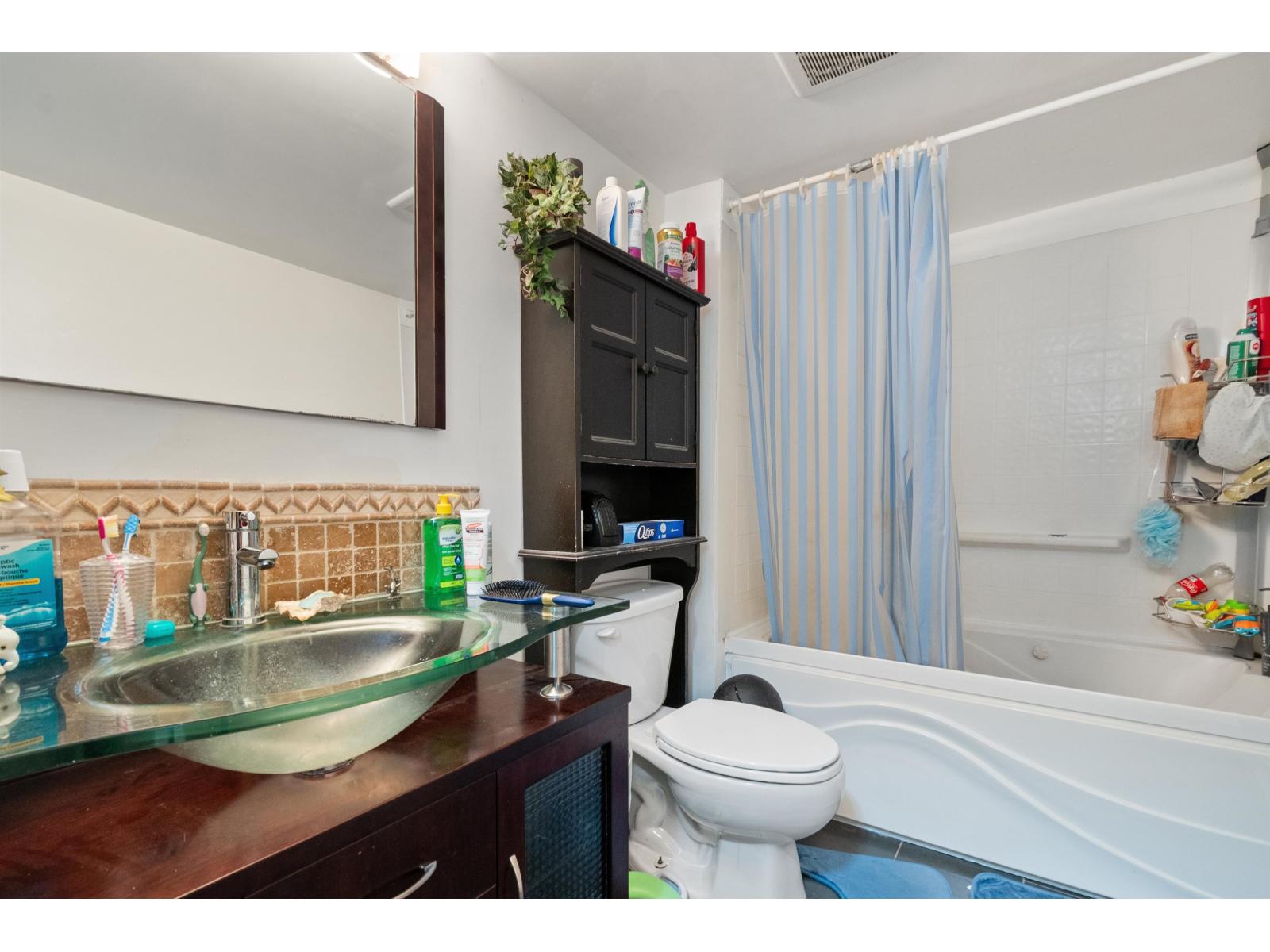 41023 Yale Road Property Photo 17