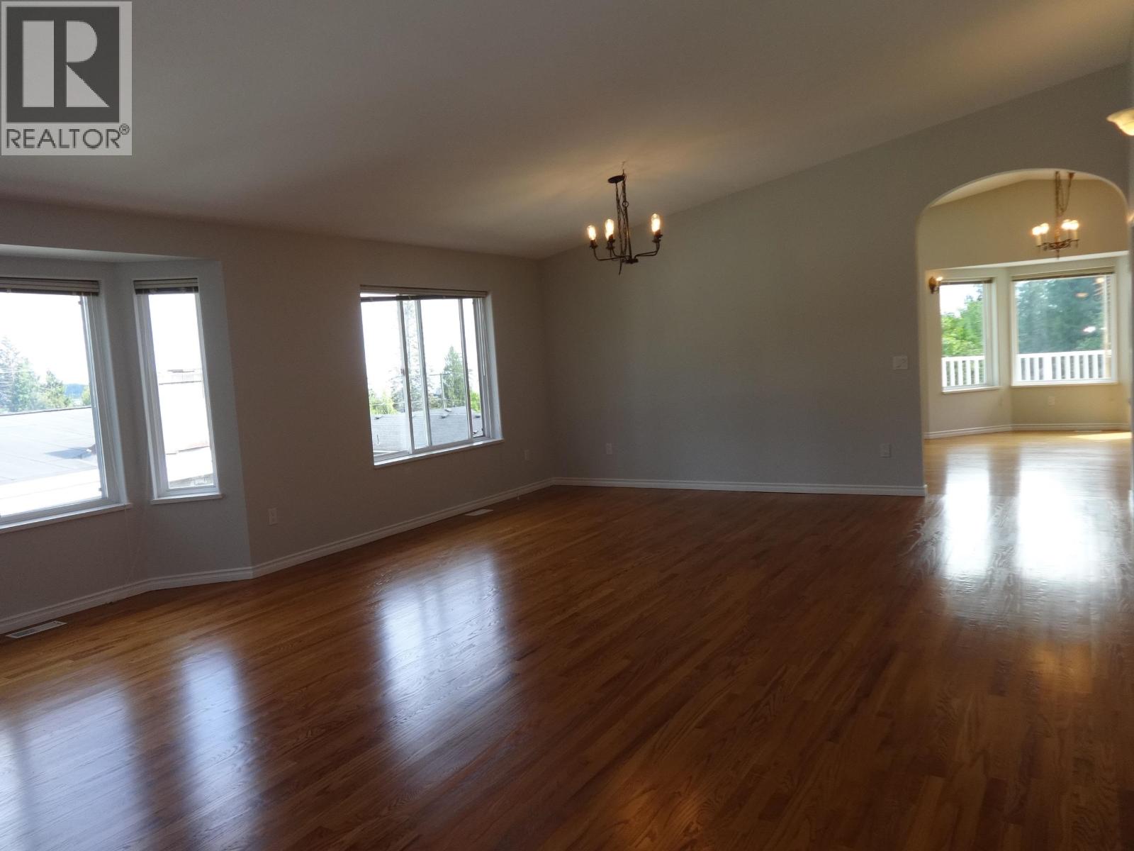 6217 Norwest Bay Road Property Photo 13