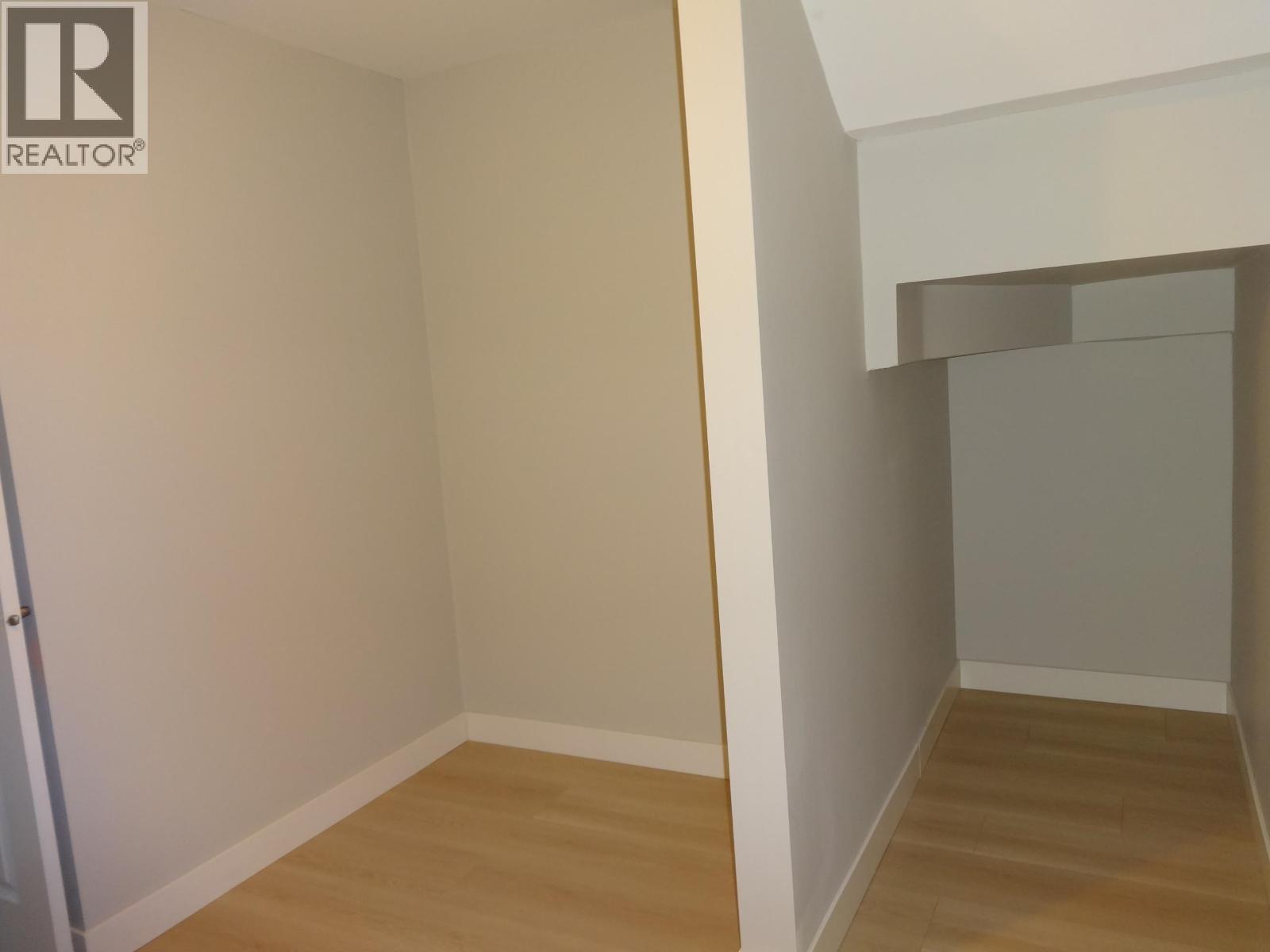 6217 Norwest Bay Road Property Photo 26