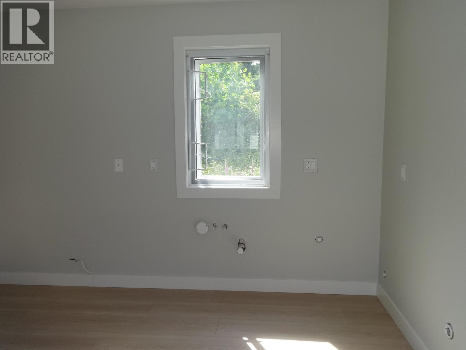 6217 Norwest Bay Road Property Photo 32