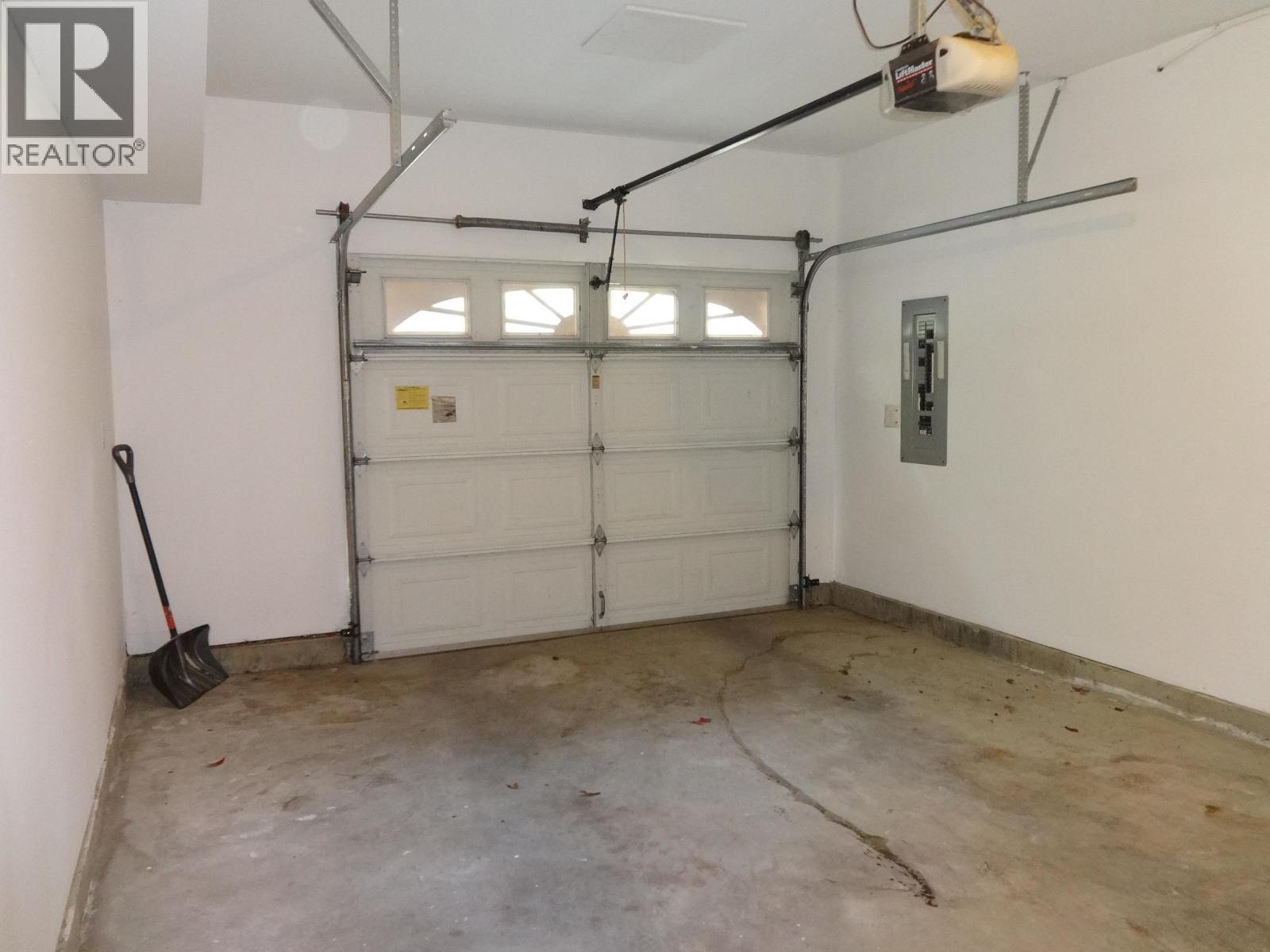 6217 Norwest Bay Road Property Photo 33