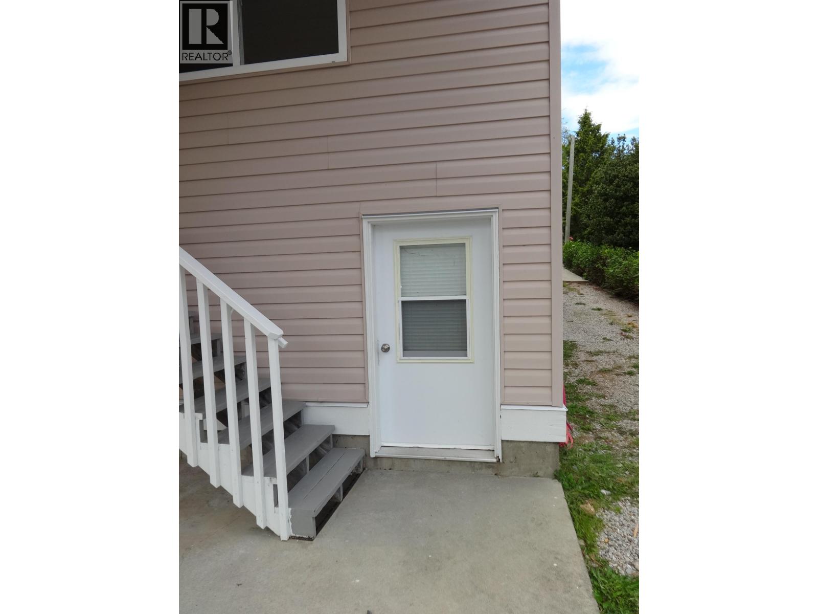 6217 Norwest Bay Road Property Photo 38