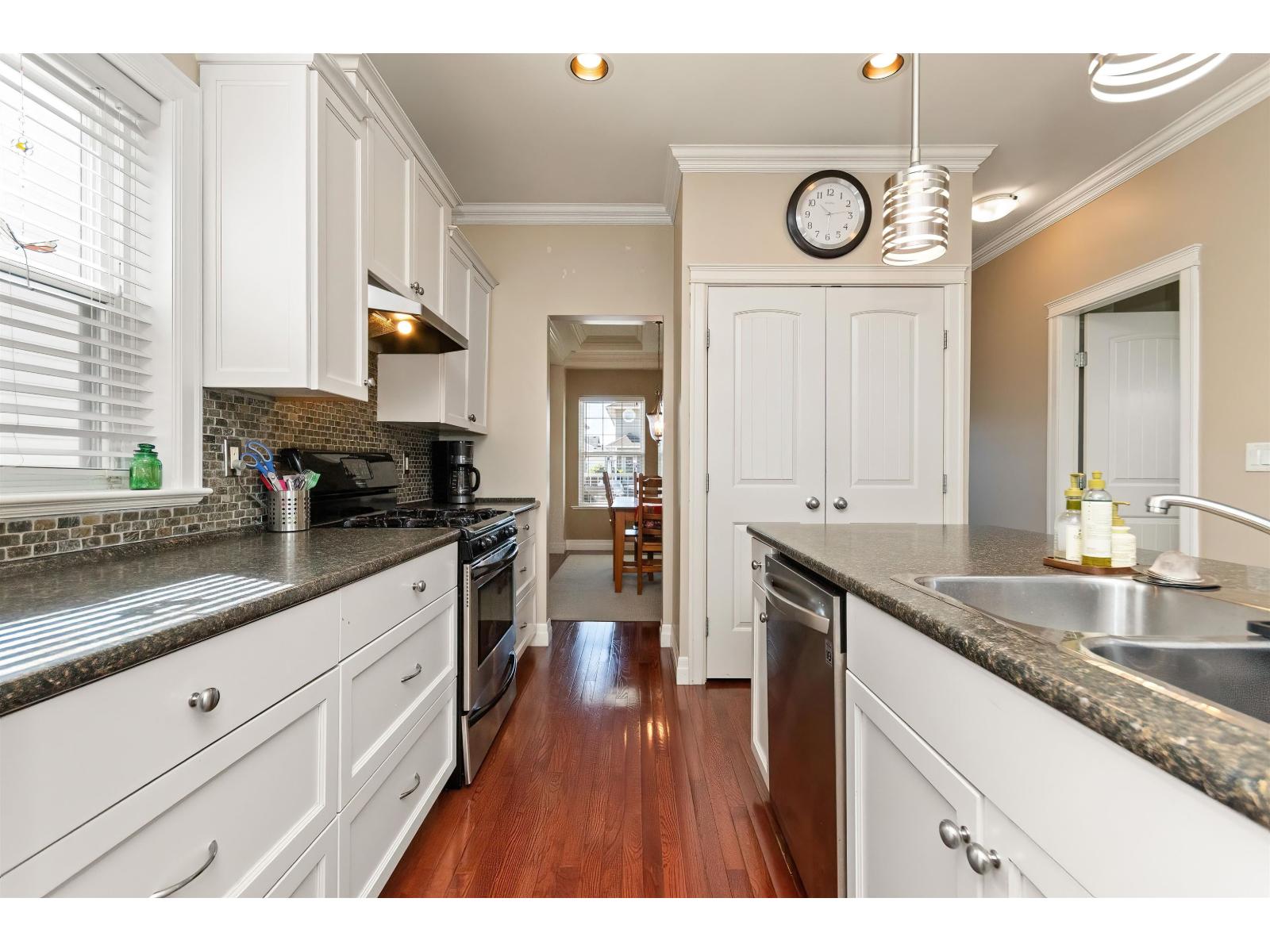 34609 7 Avenue Property Photo 15