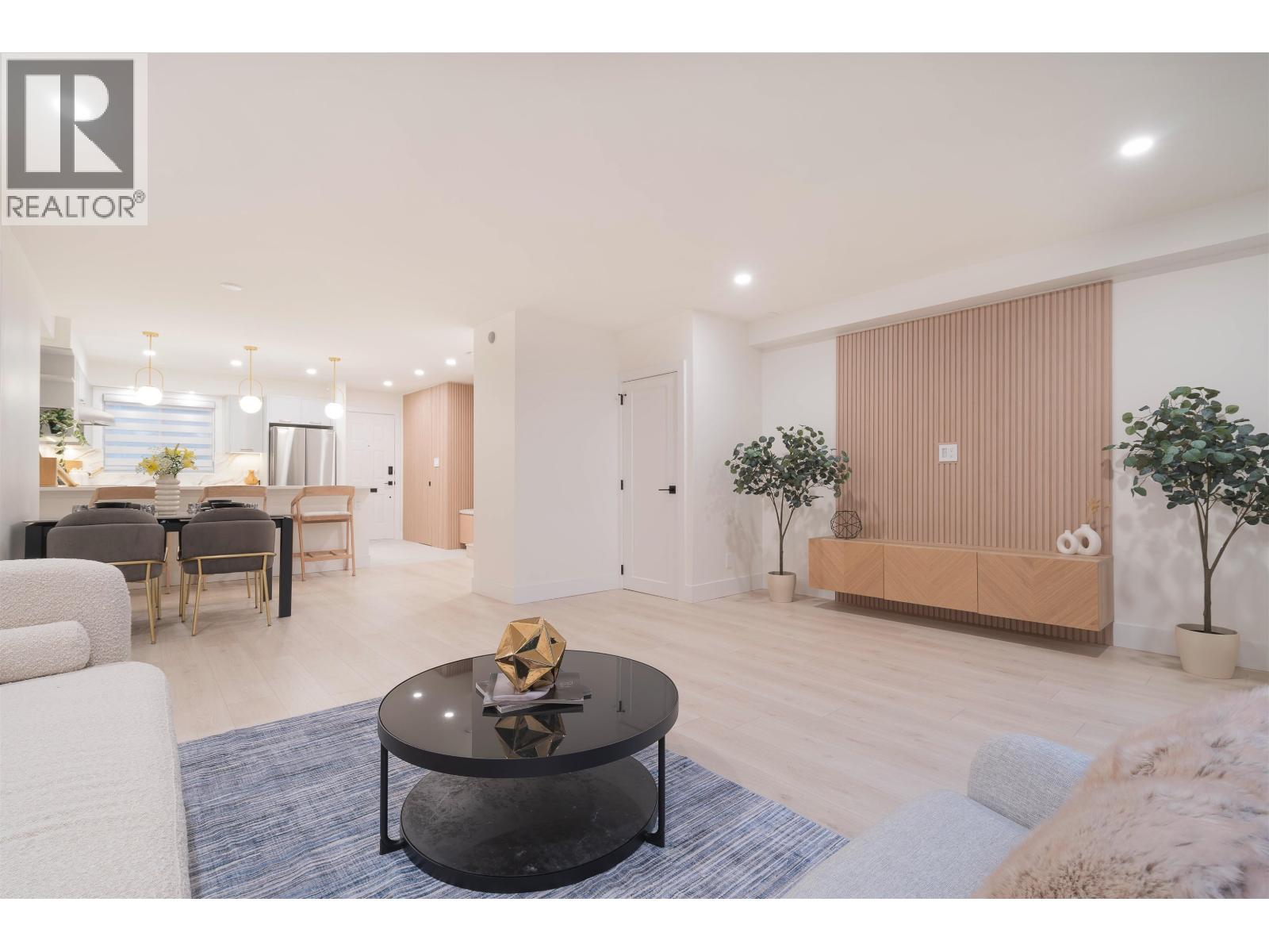 2078 SPRINGER AVENUE Property Photo 1