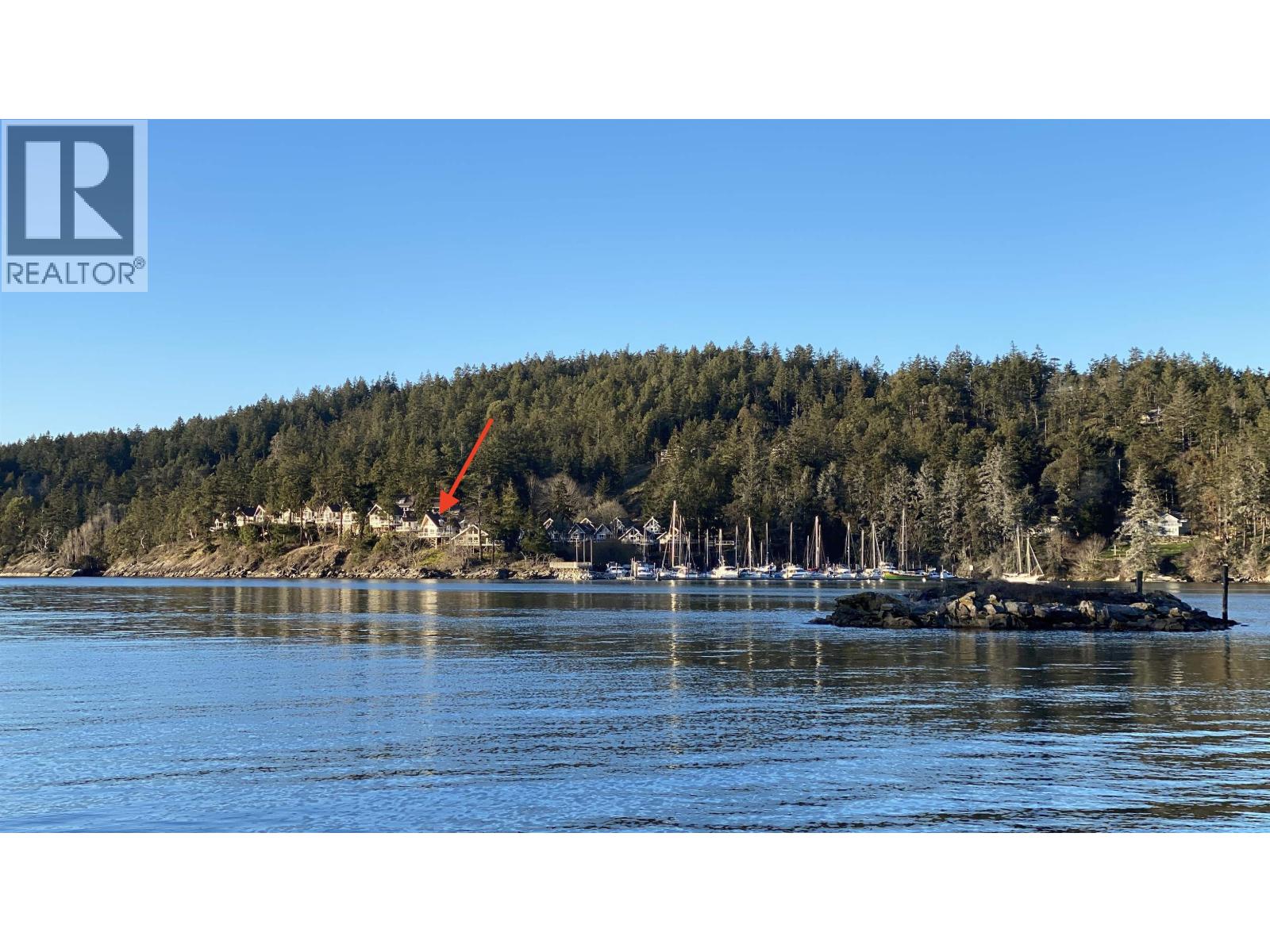 10C 2315 MACKINNON ROAD Property Photo 1