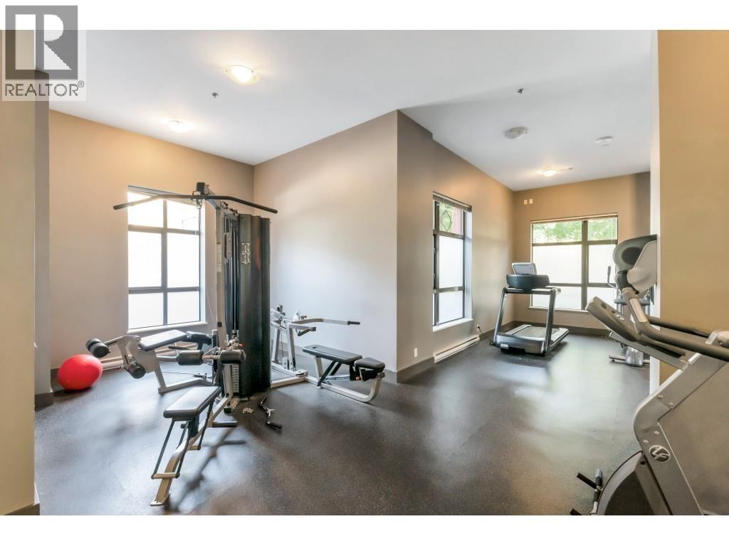 606 814 Royal Avenue Property Photo 6