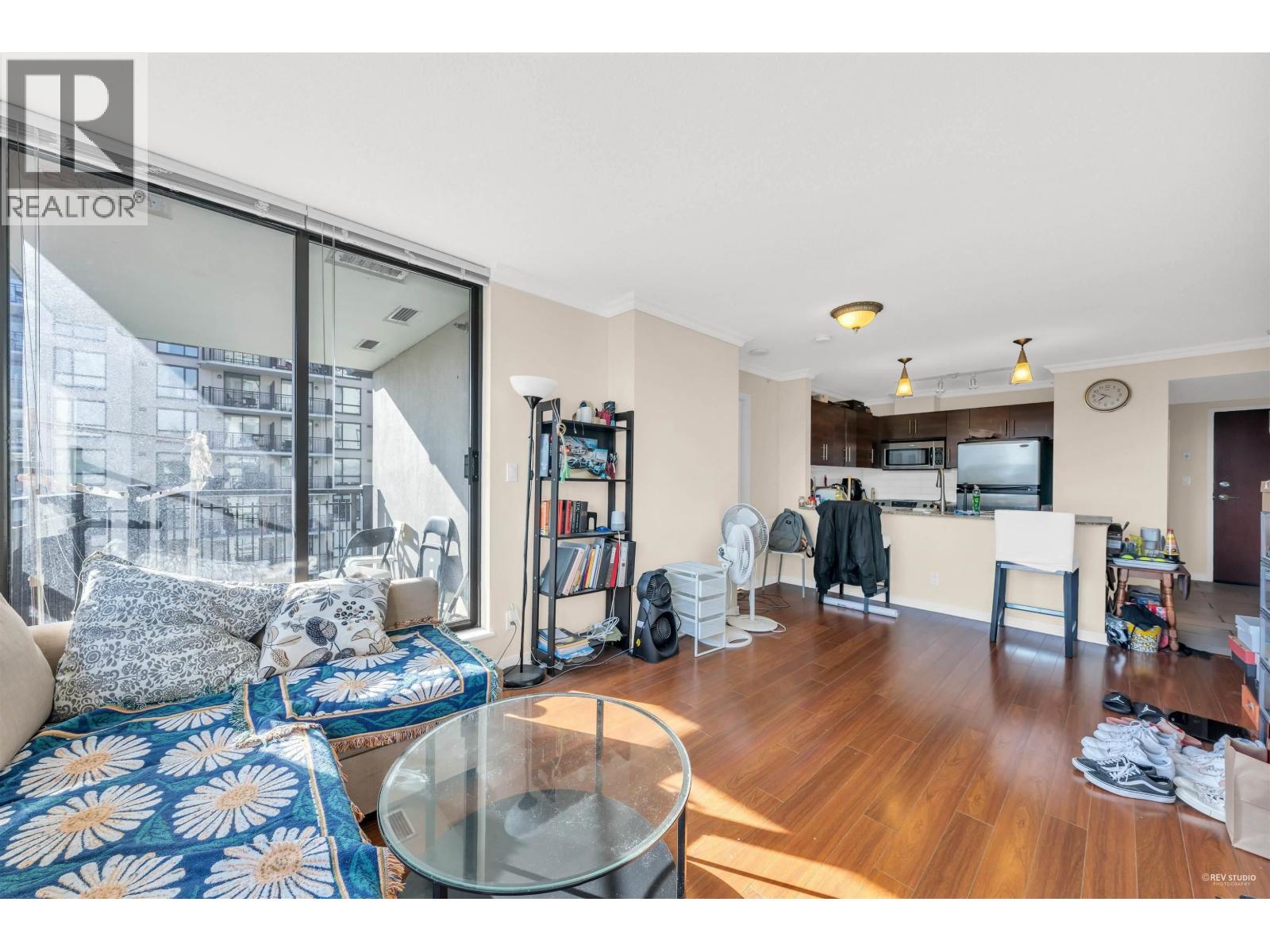 606 814 Royal Avenue Property Photo 10