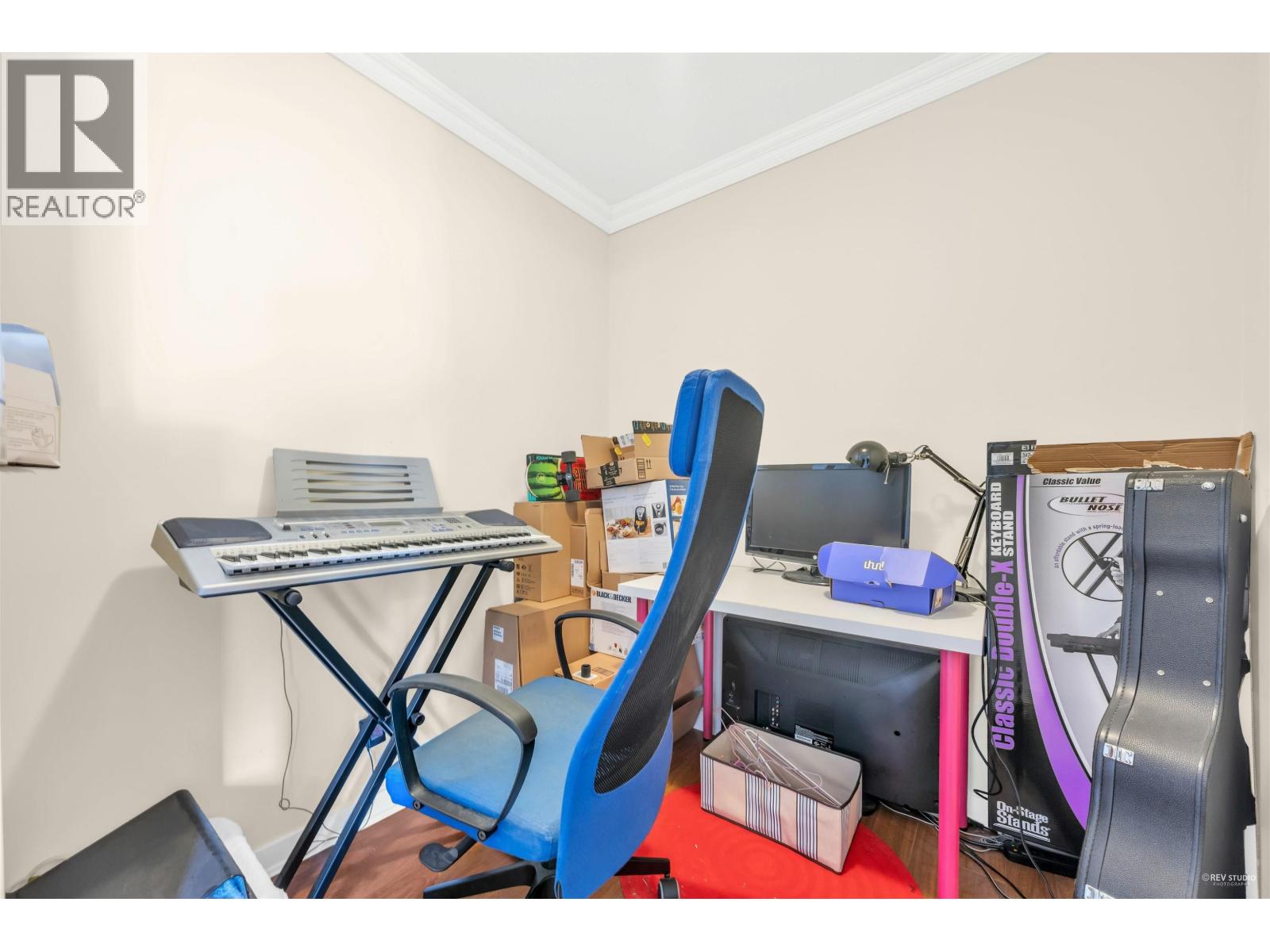 606 814 Royal Avenue Property Photo 18