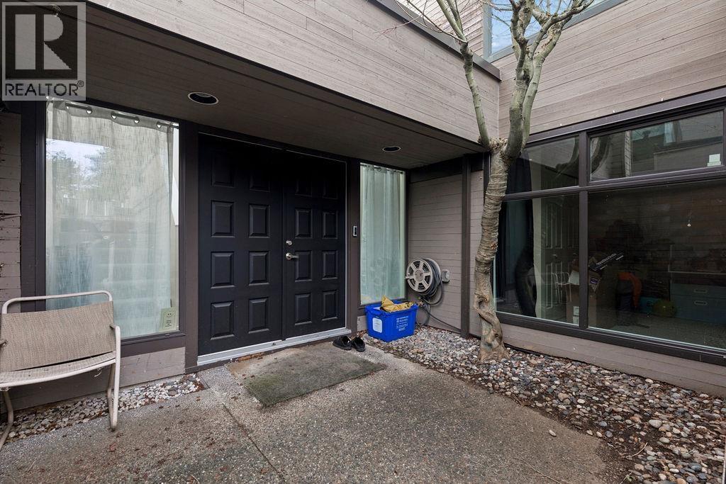 6605 Turnberry Crescent Property Photo 19