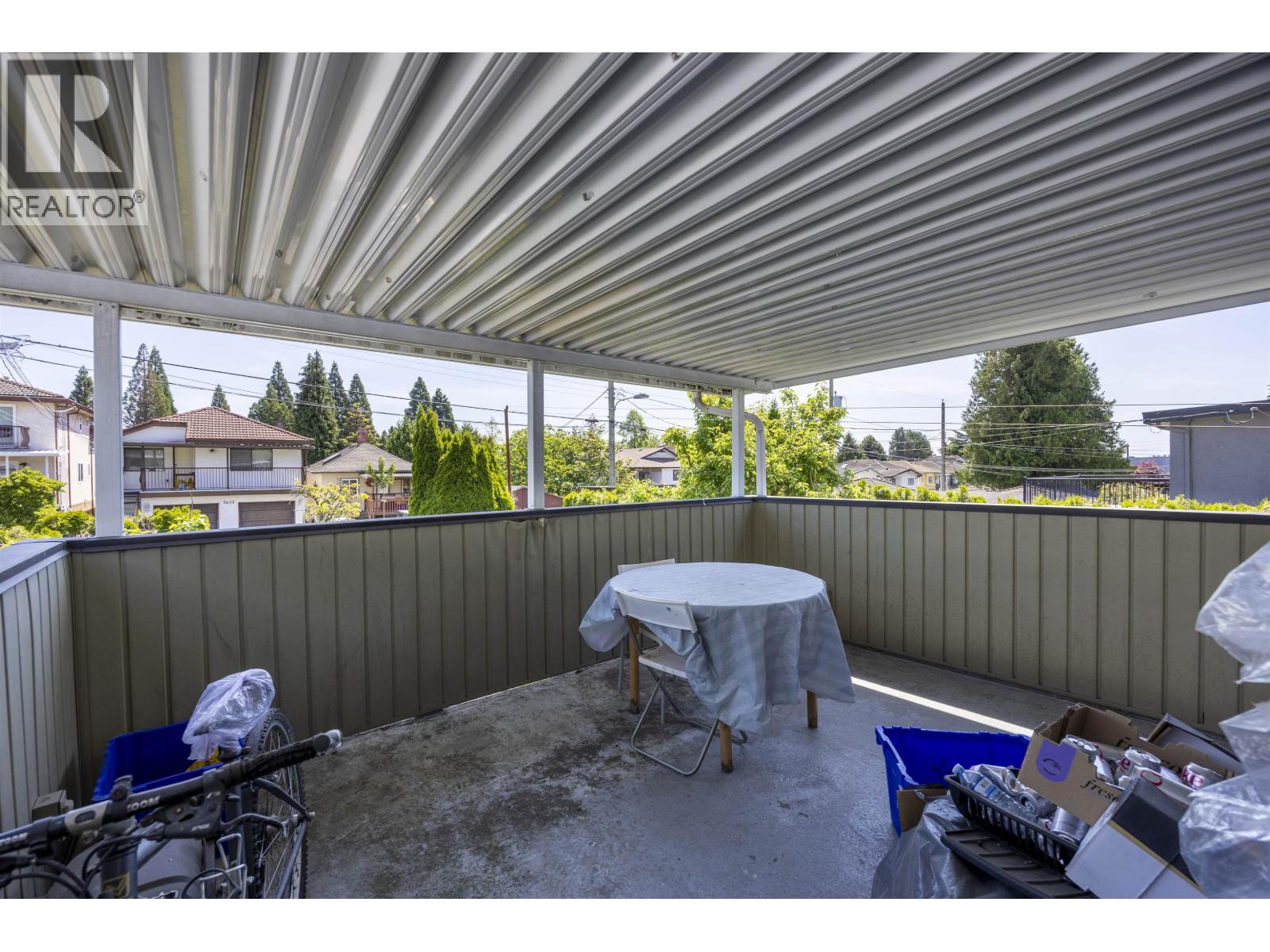 7692 Osler Street Property Photo 10