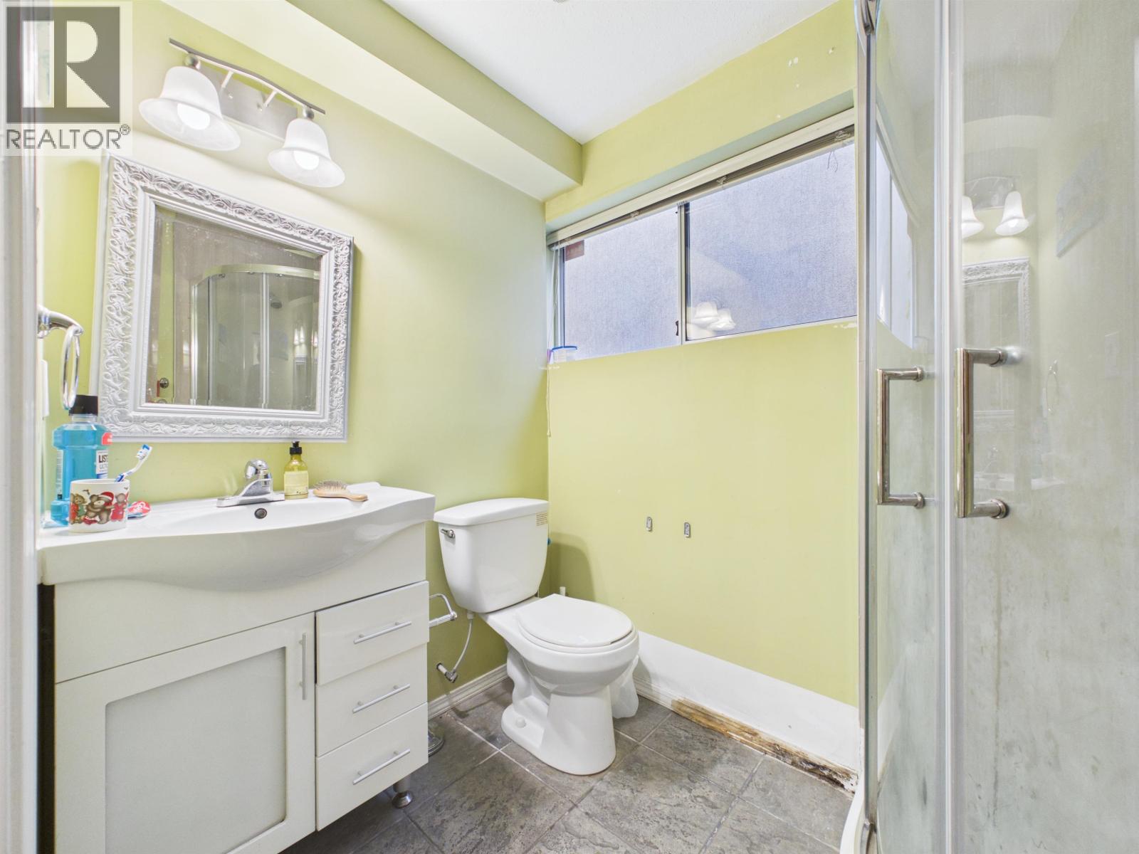 7692 Osler Street Property Photo 19