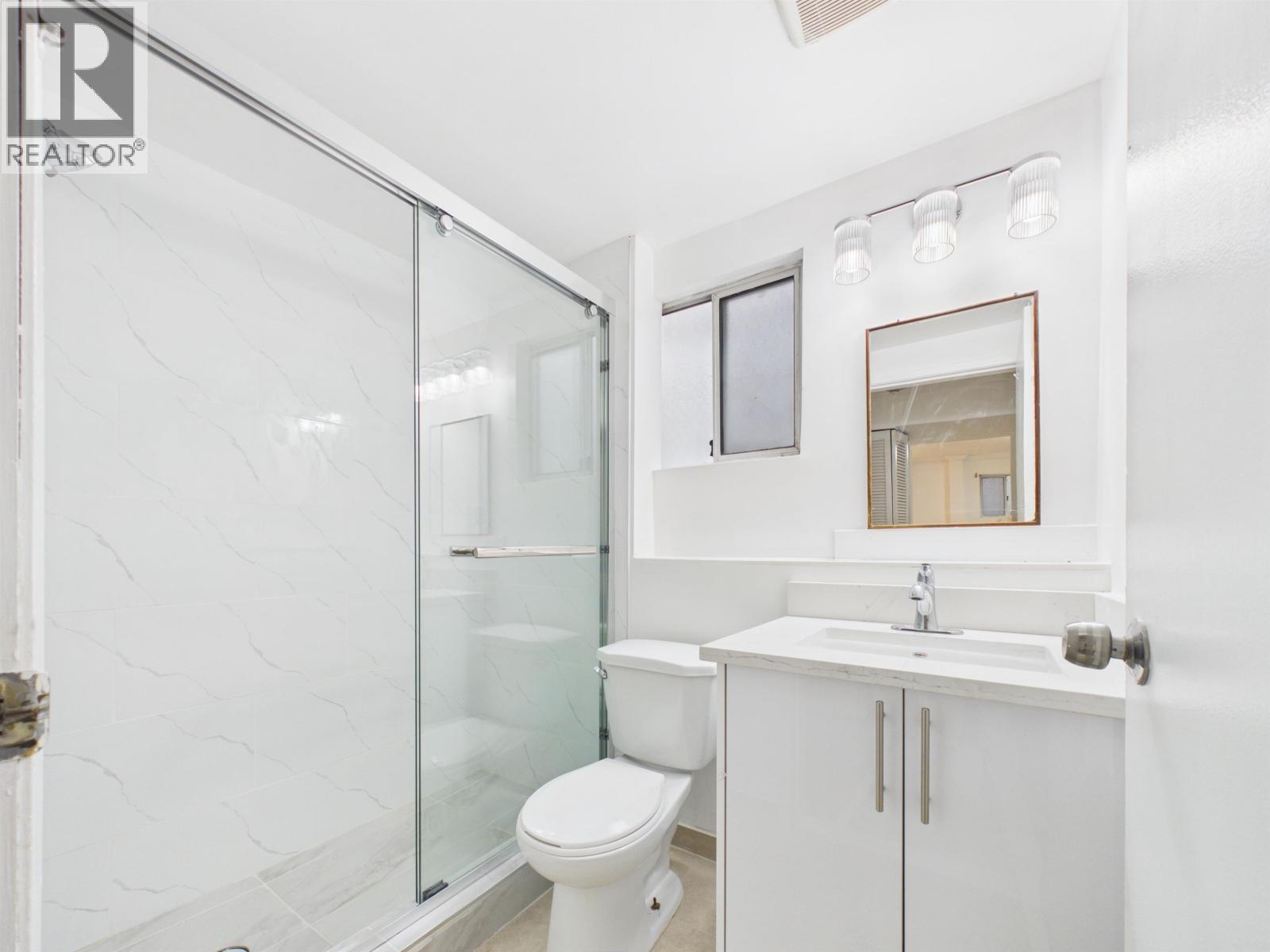 7692 Osler Street Property Photo 21