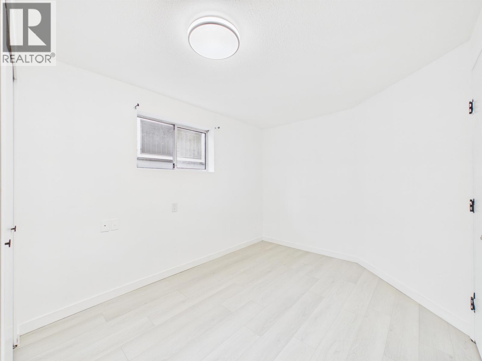 7692 Osler Street Property Photo 28
