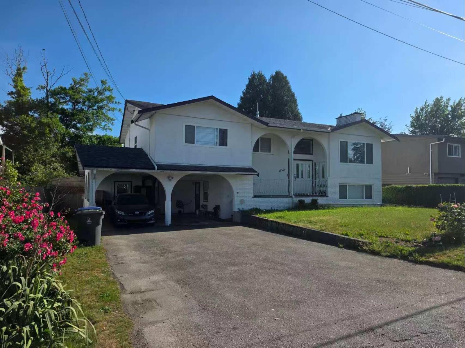 15526 17 Avenue Property Photo 1
