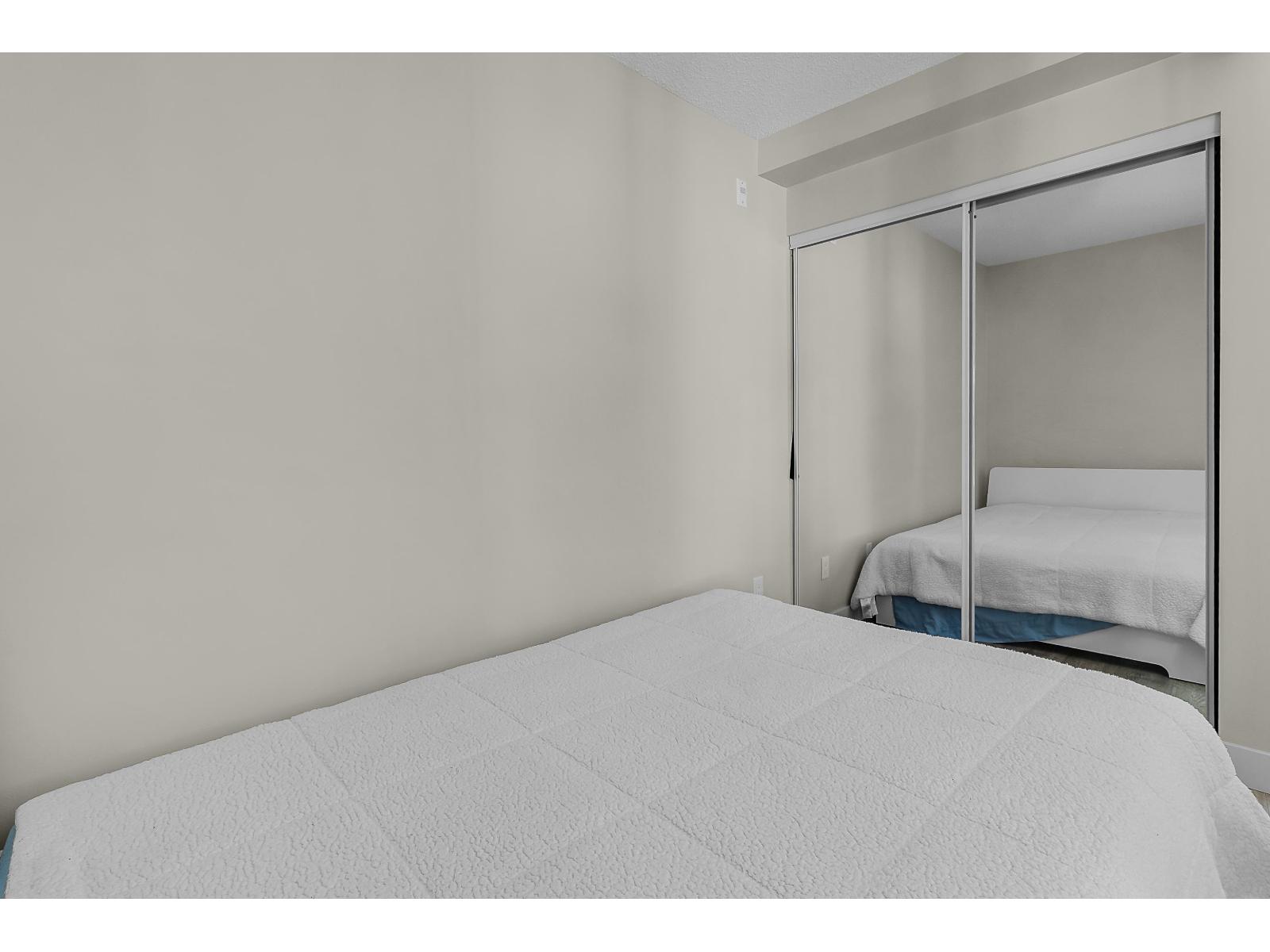 331 10838 City Parkway Property Photo 13