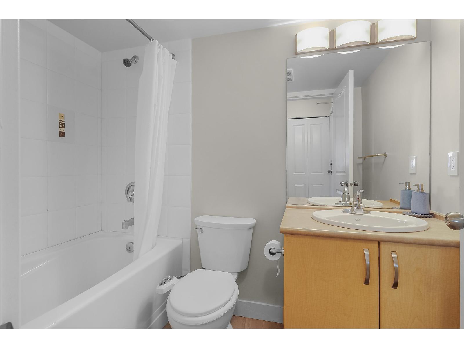 331 10838 City Parkway Property Photo 15