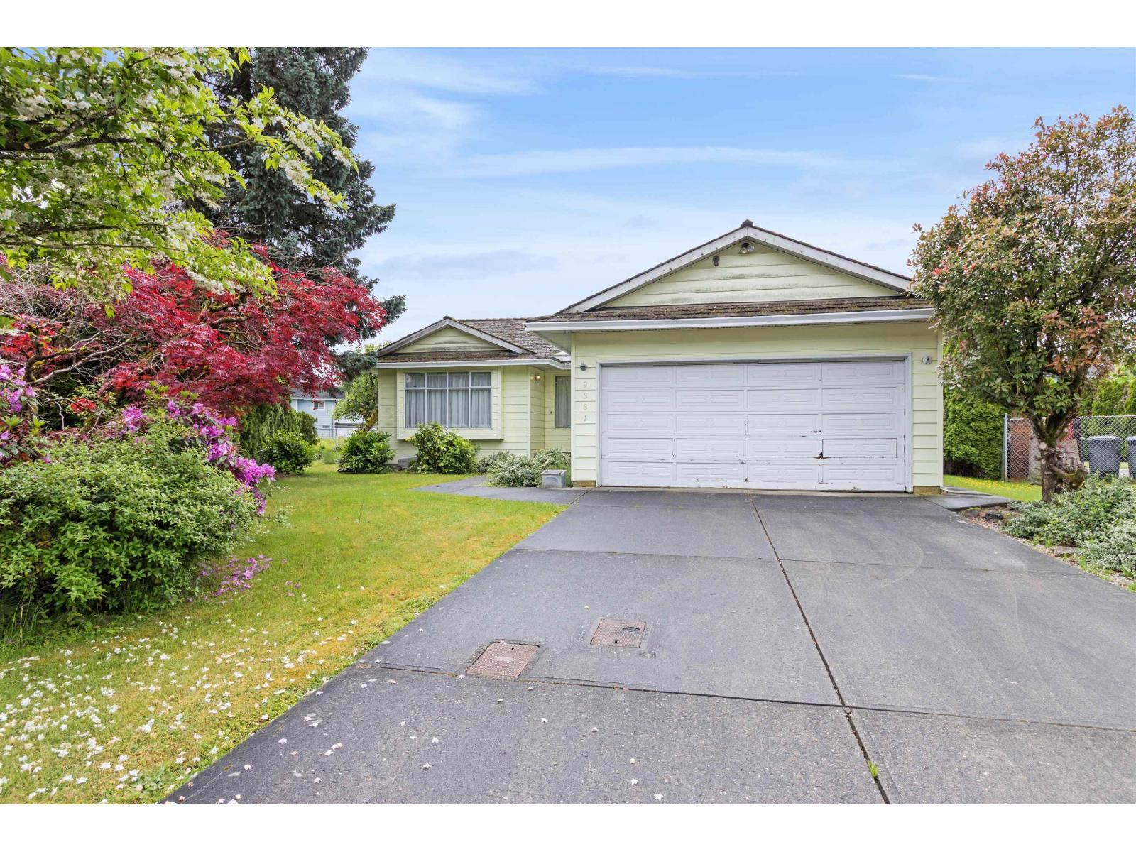 9381 139 Street Property Photo 1