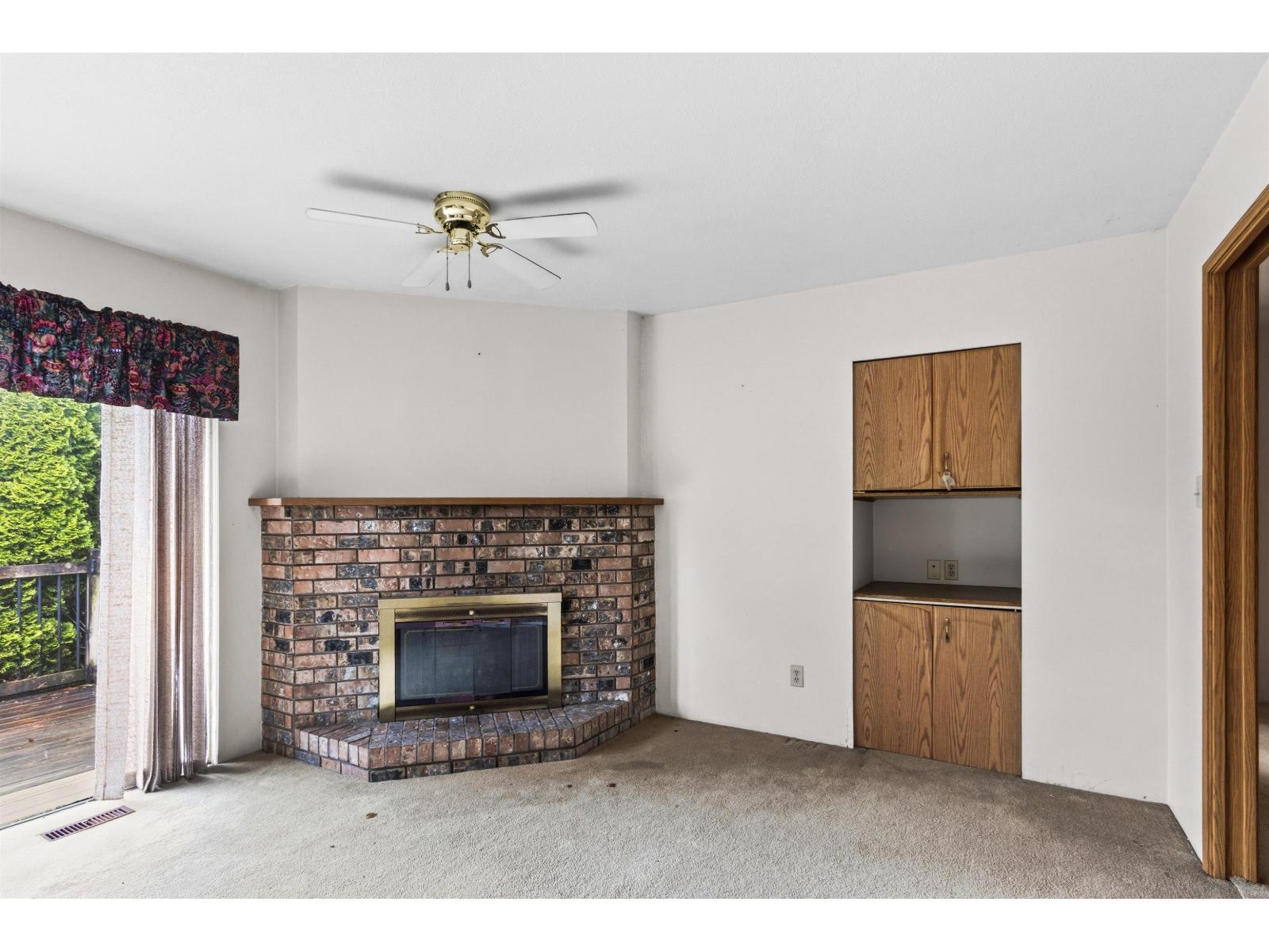 9381 139 Street Property Photo 4