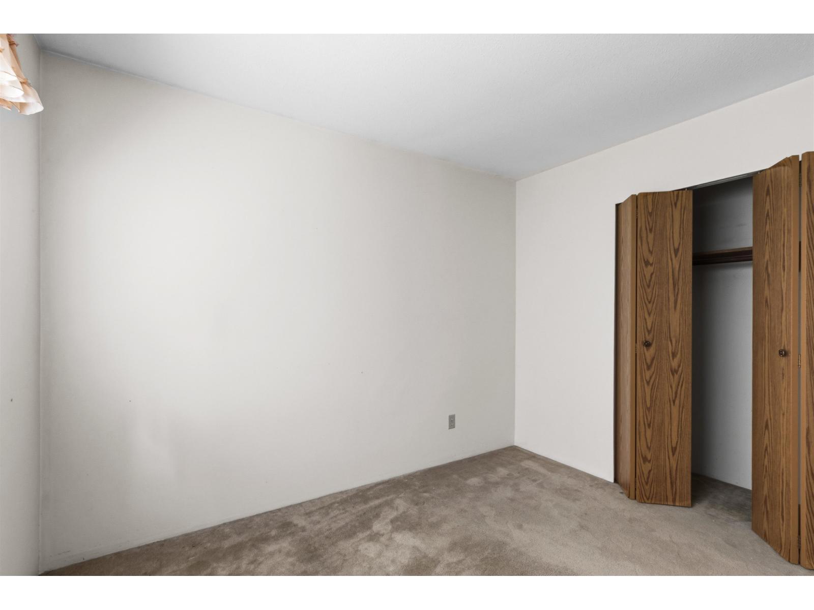 9381 139 Street Property Photo 18