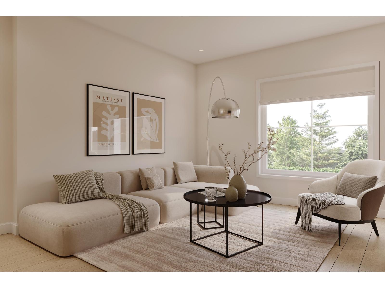 3 2655 158 Street Property Photo 5
