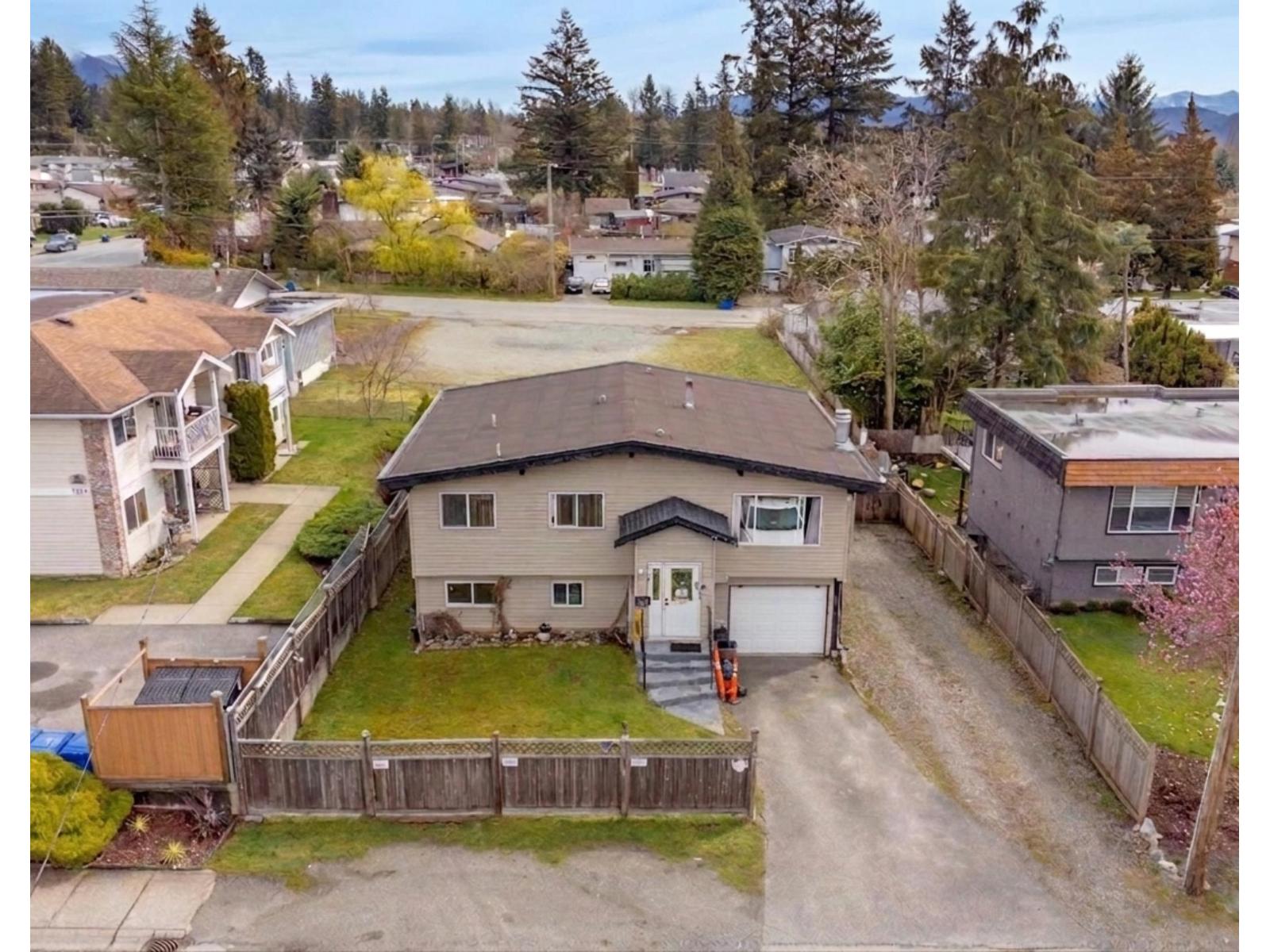 7570 MAY STREET Property Photo 1